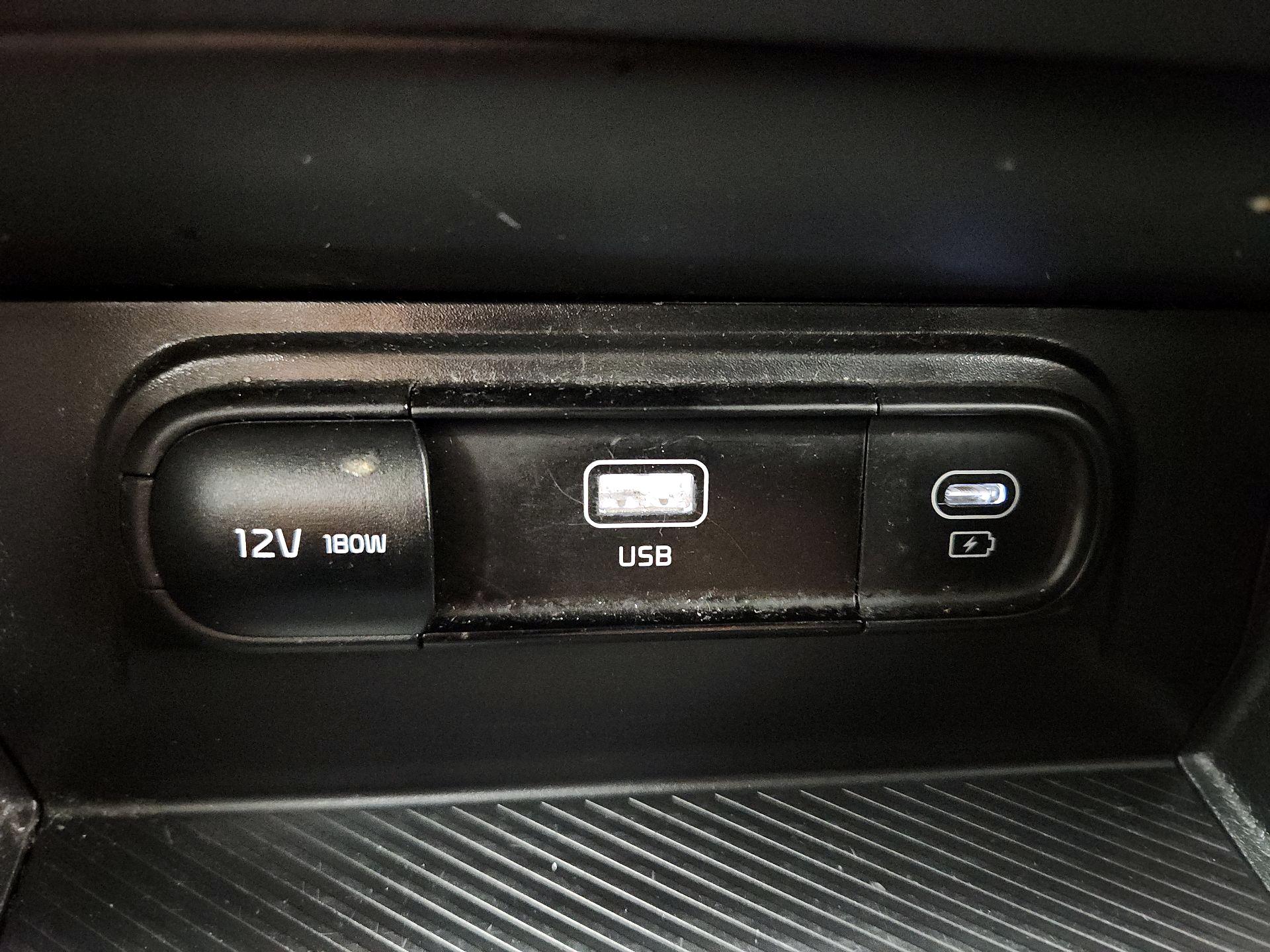 Thumbnail: 2024 Kia Sportage - 18