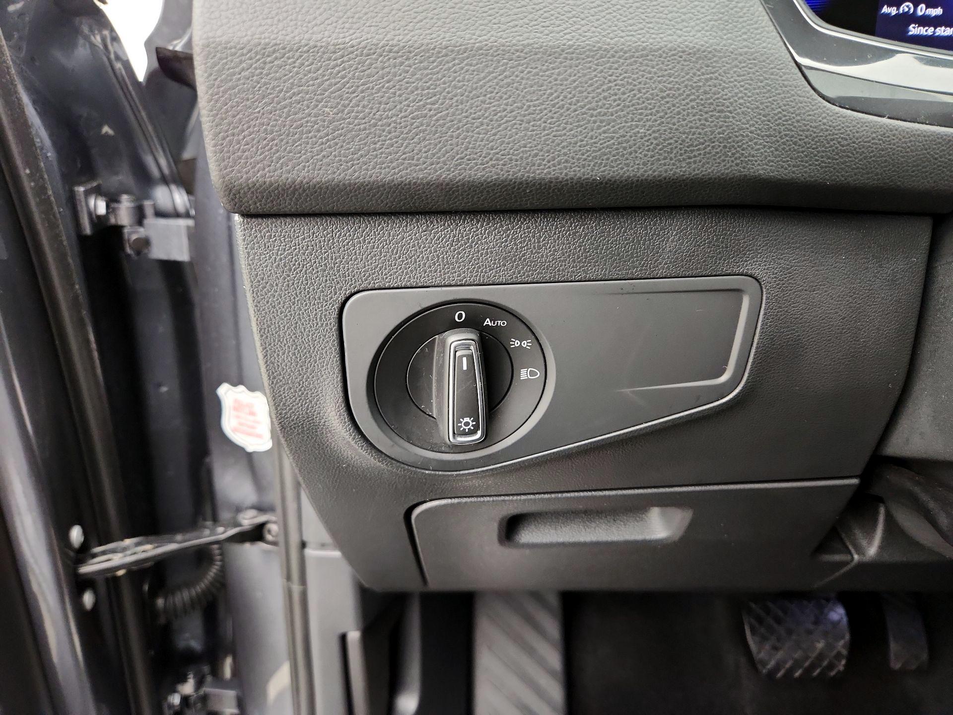 Thumbnail: 2024 Volkswagen Tiguan - 13