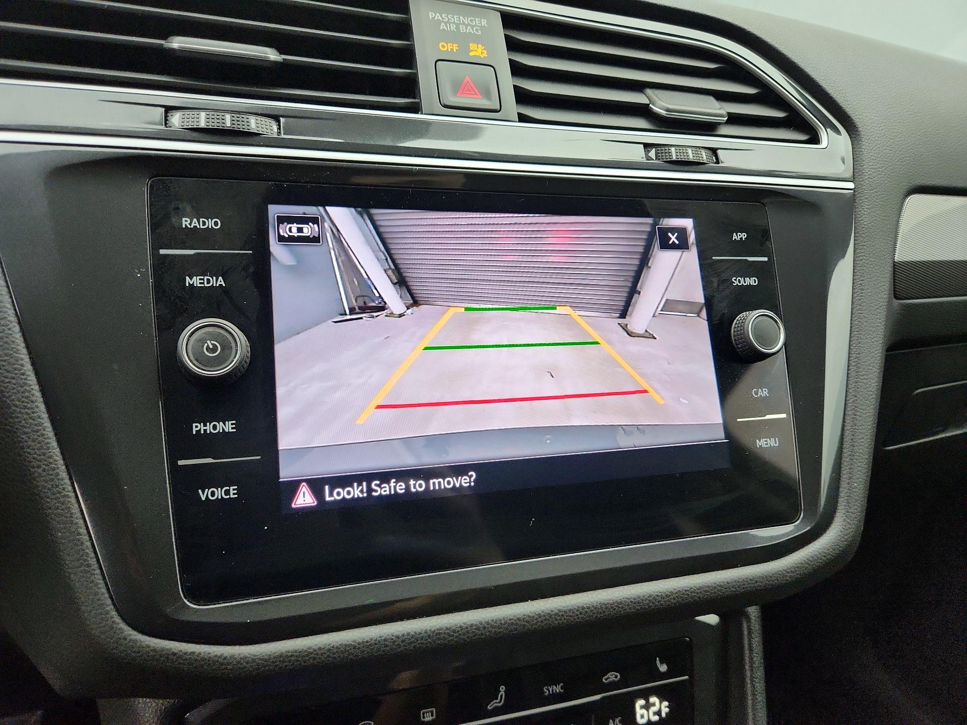 Thumbnail: 2024 Volkswagen Tiguan - 14