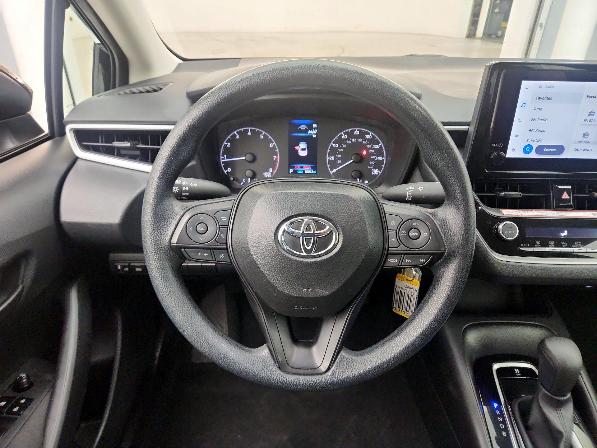 Thumbnail: 2025 Toyota Corolla - 10