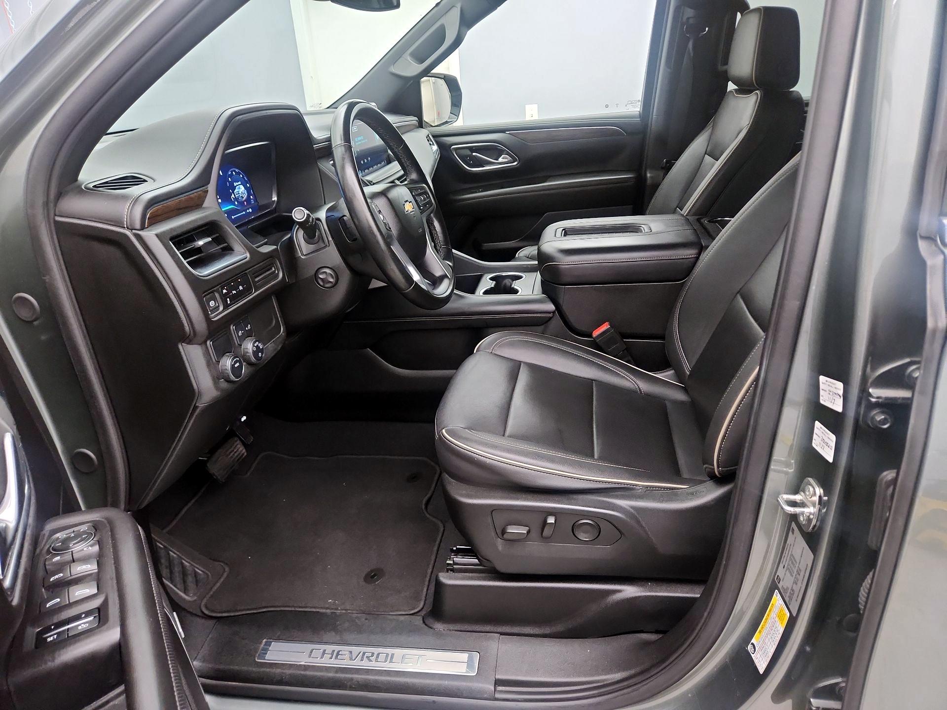 Thumbnail: 2023 Chevrolet Suburban - 11