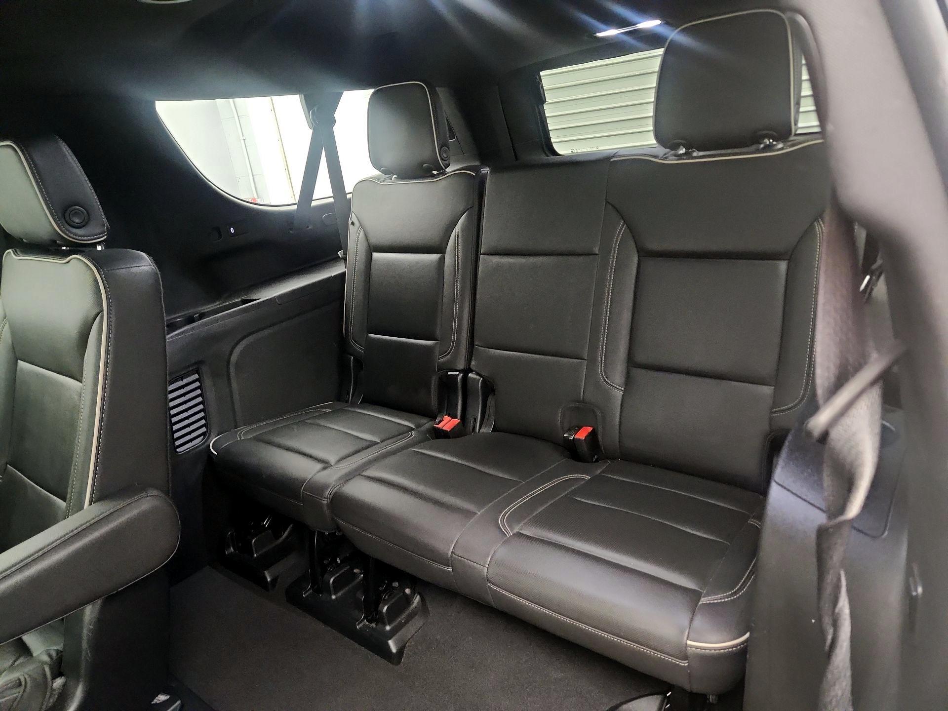 Thumbnail: 2023 Chevrolet Suburban - 20