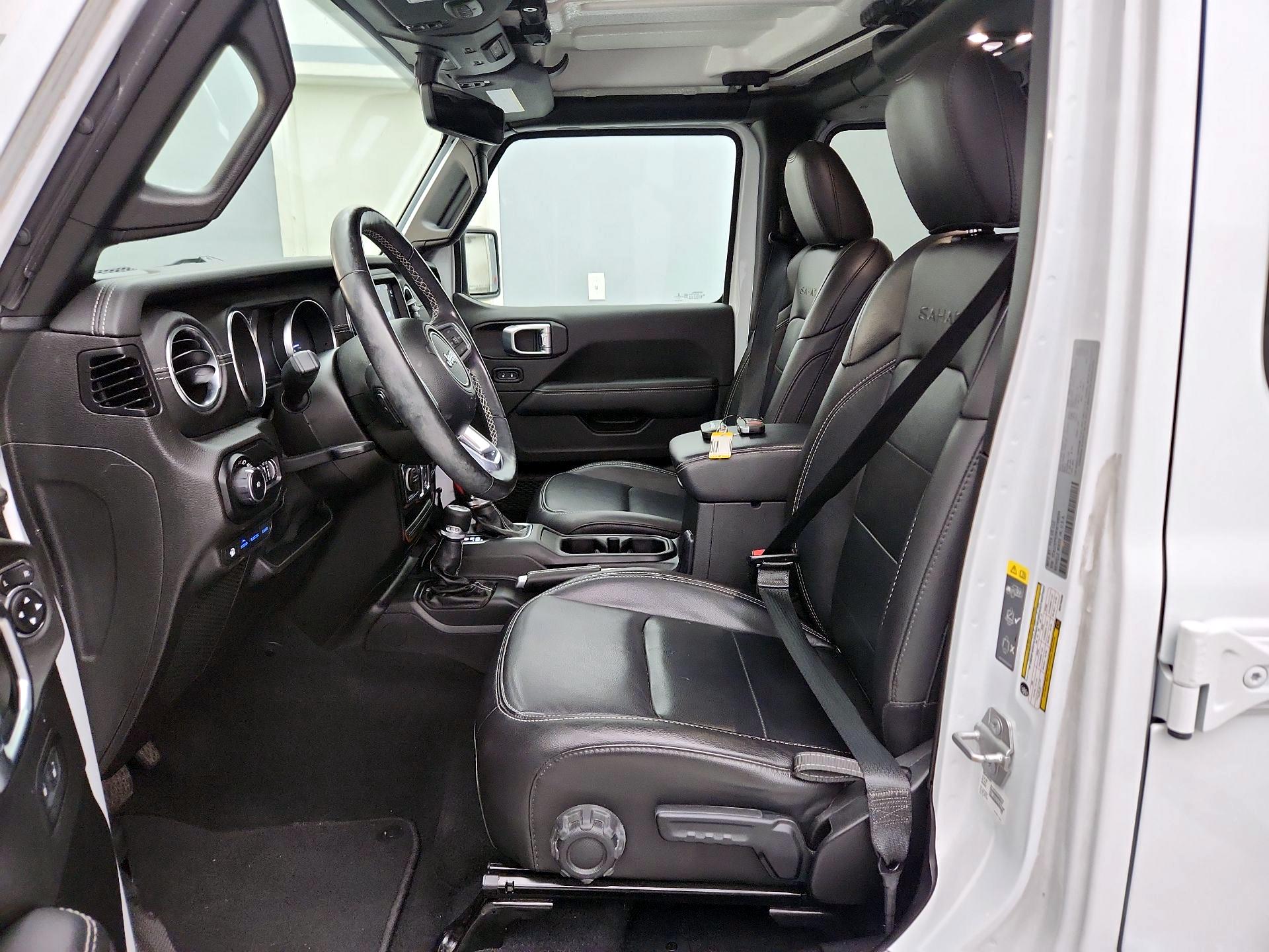 Thumbnail: 2021 Jeep Wrangler - 11