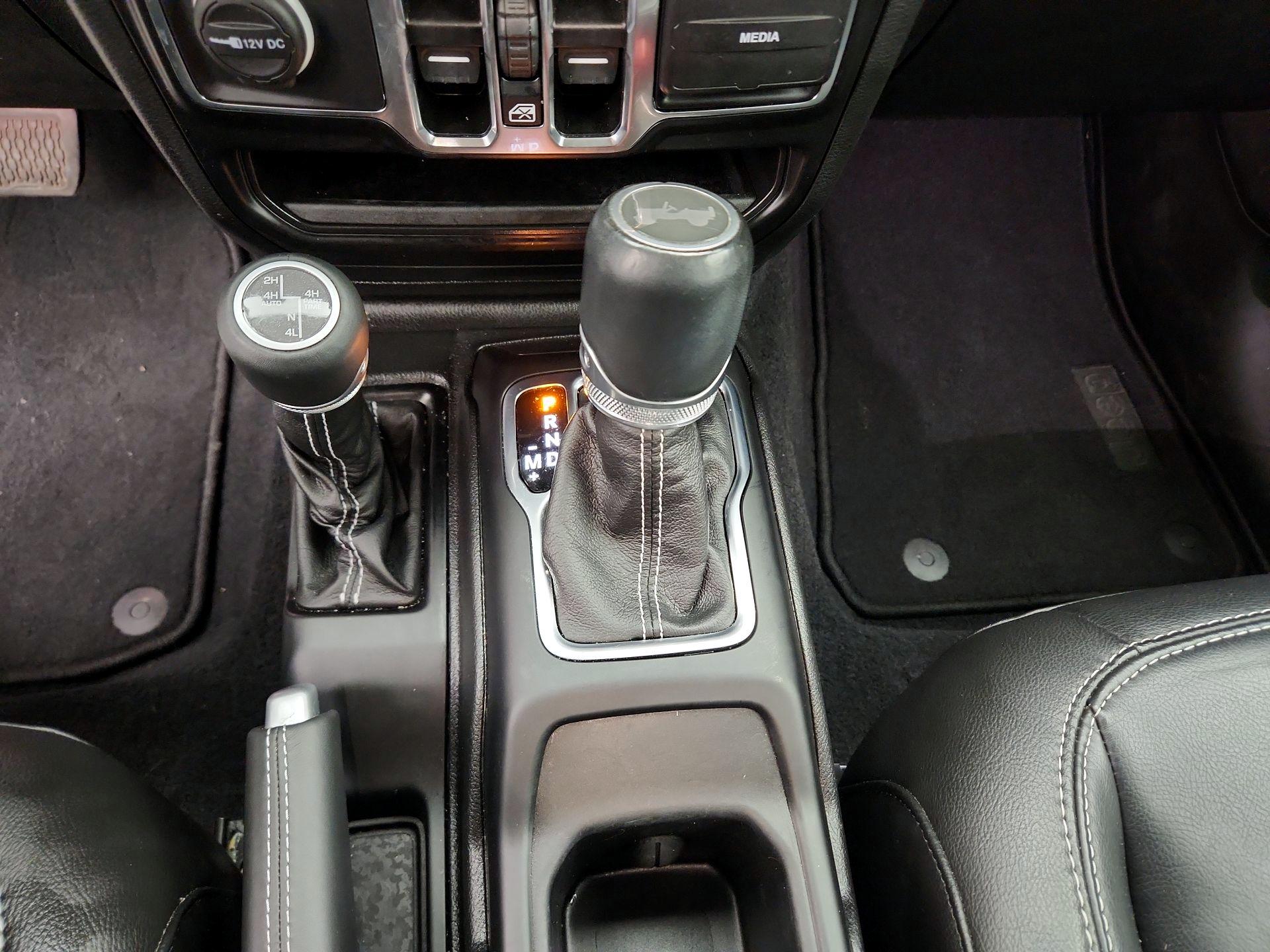 Thumbnail: 2021 Jeep Wrangler - 18