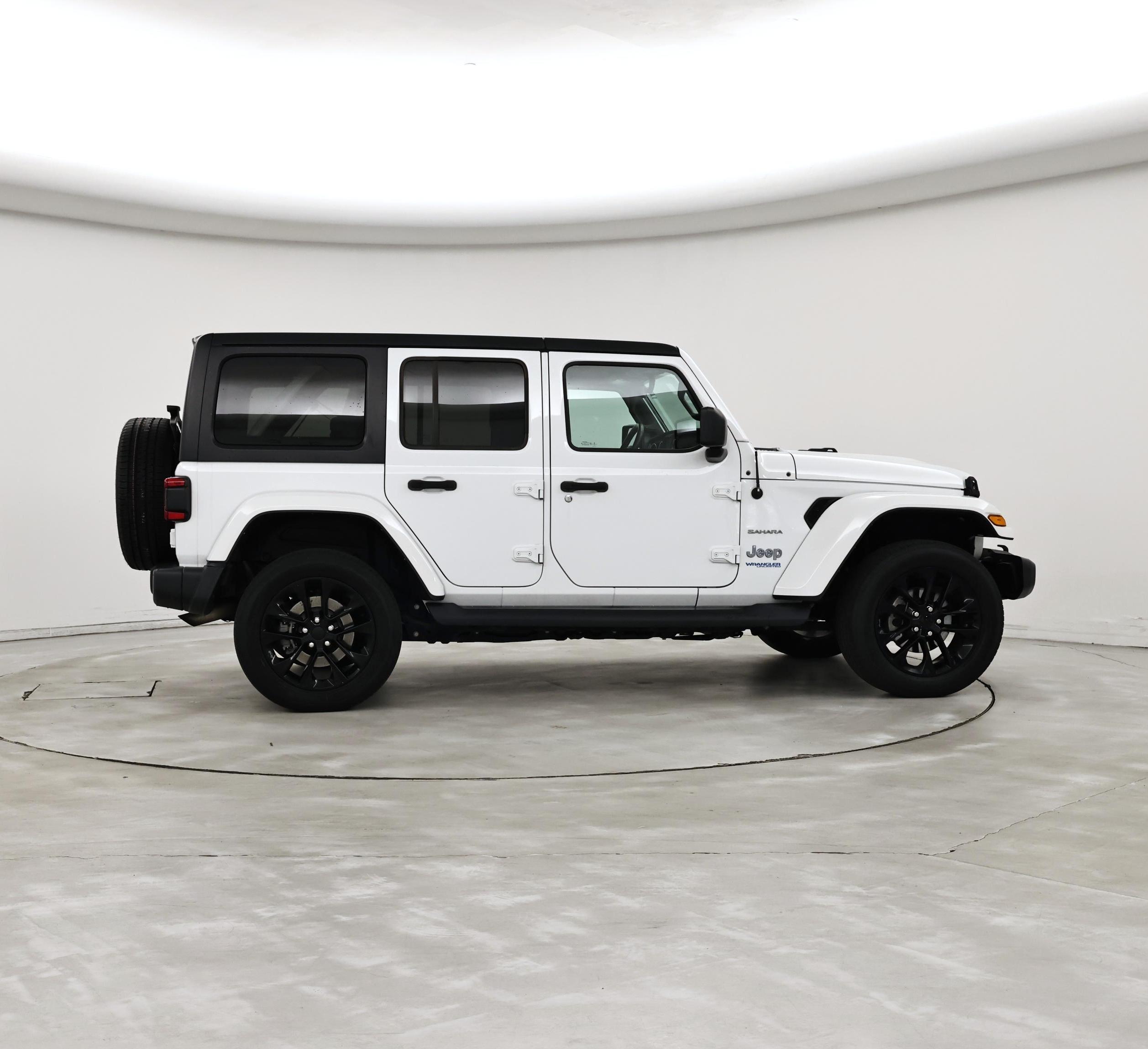 Thumbnail: 2021 Jeep Wrangler - 7