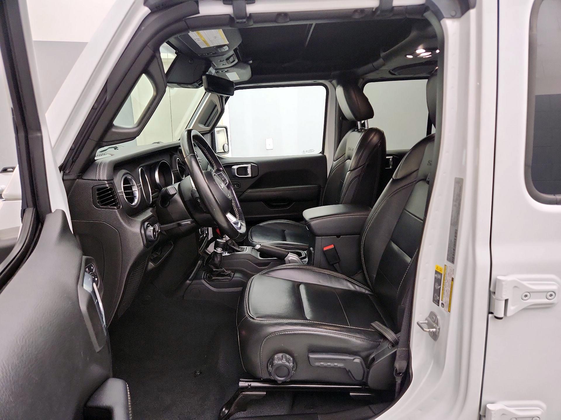 Thumbnail: 2022 Jeep Wrangler - 11