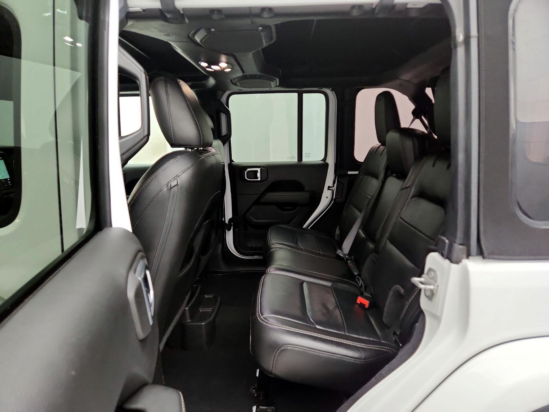 Thumbnail: 2022 Jeep Wrangler - 20