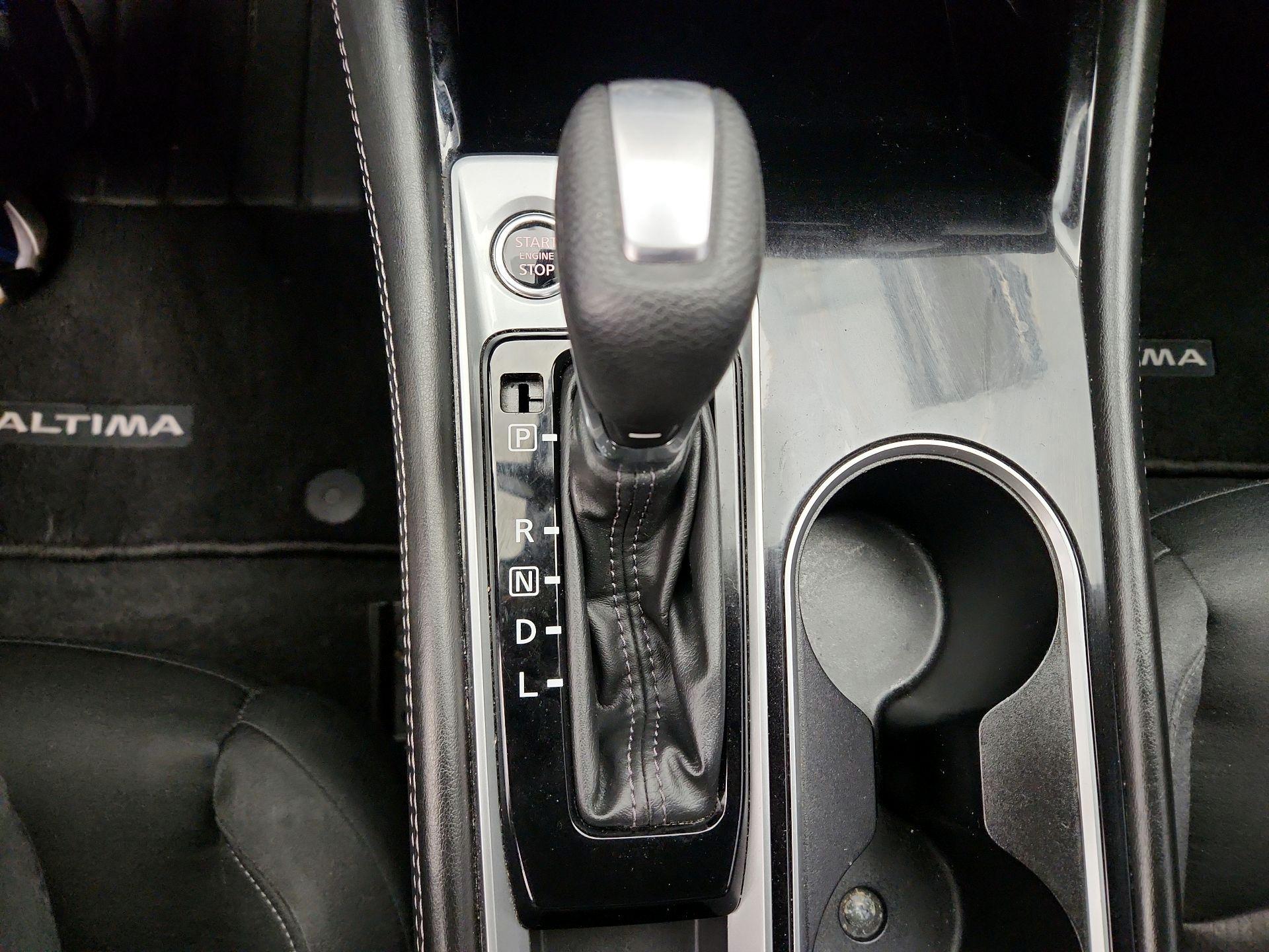 Thumbnail: 2023 Nissan Altima - 17