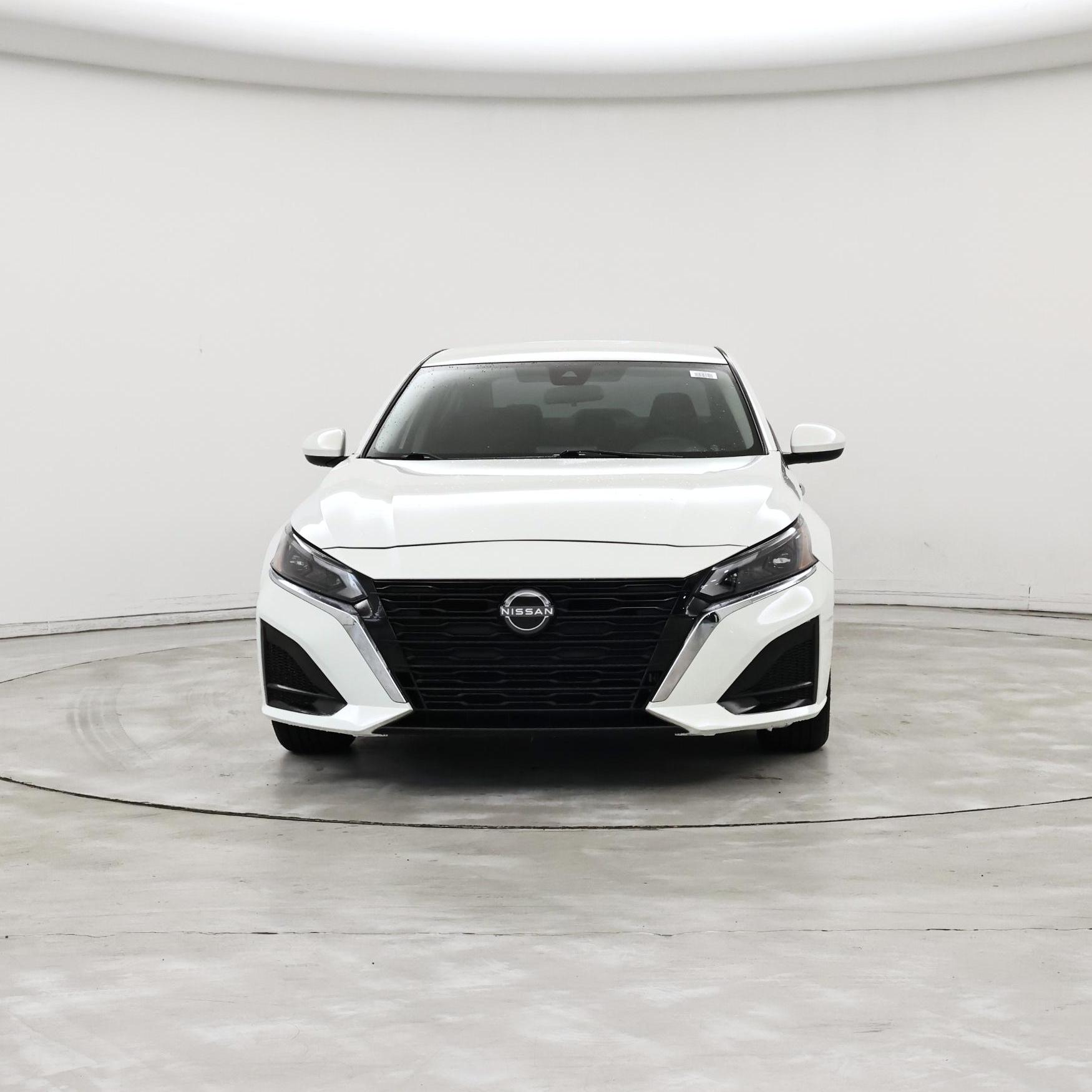 Thumbnail: 2023 Nissan Altima - 5
