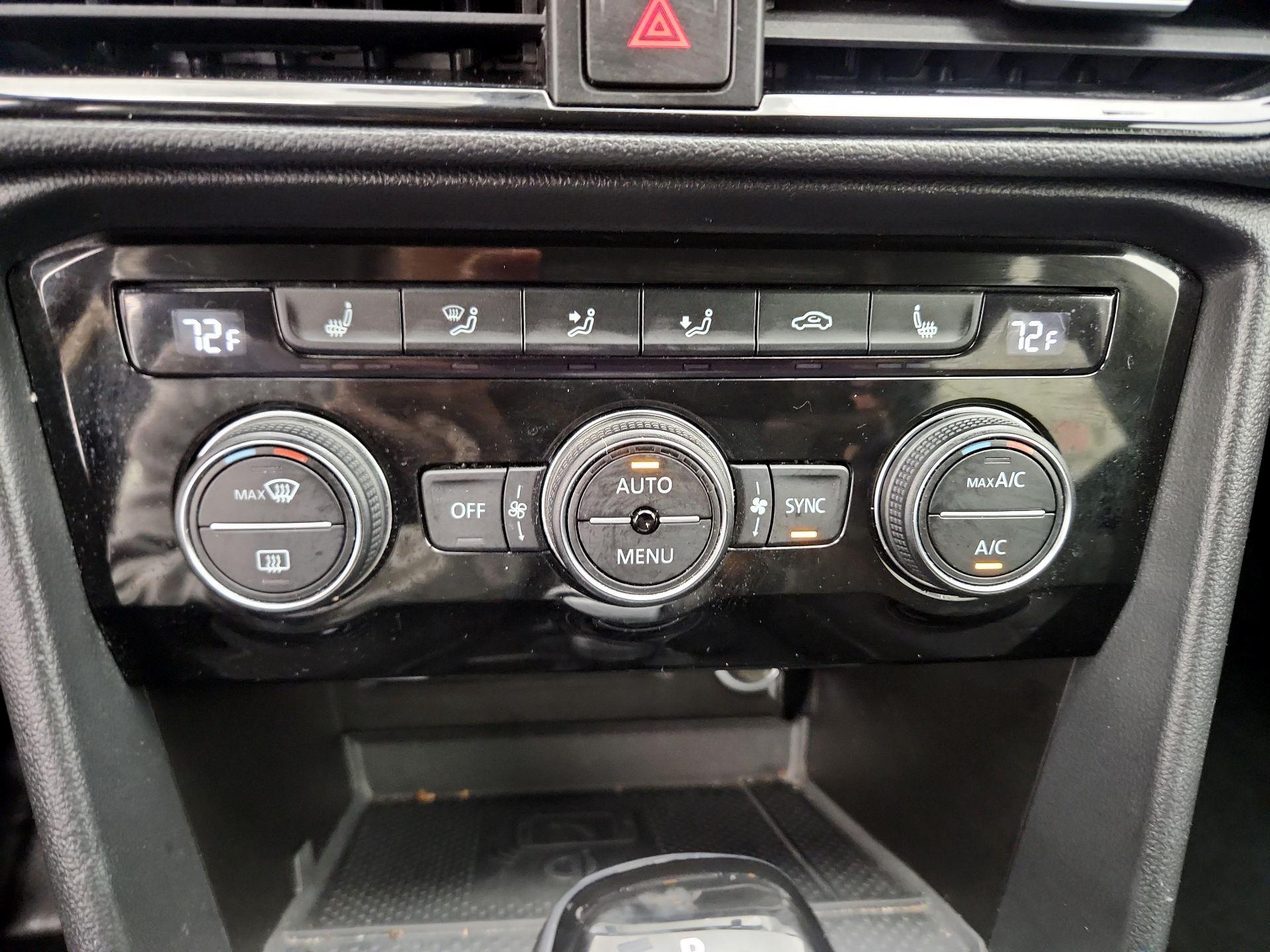 Thumbnail: 2024 Volkswagen Taos - 16