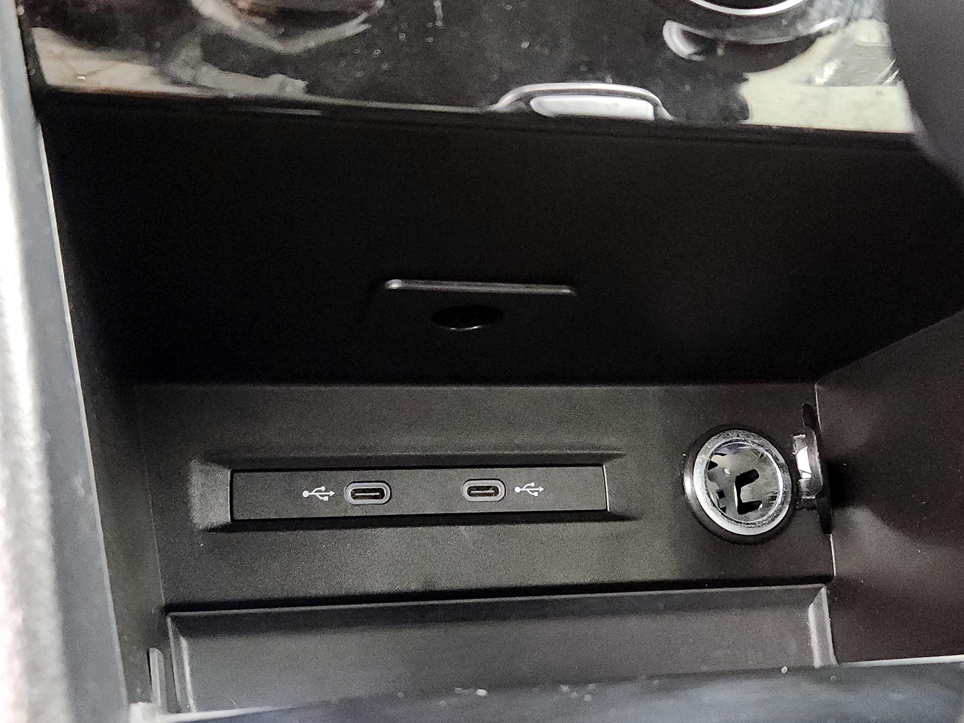 Thumbnail: 2024 Volkswagen Taos - 18