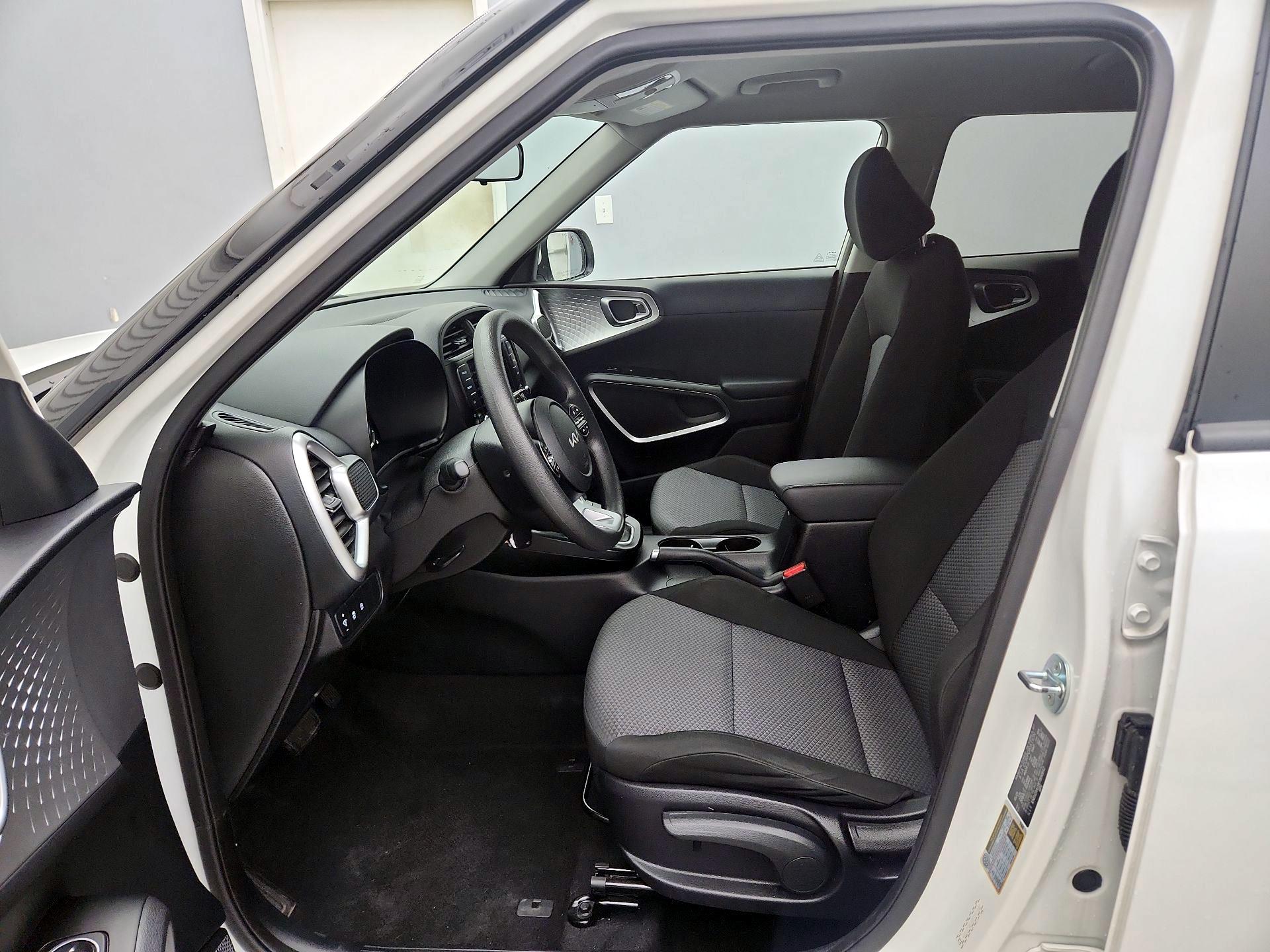 Thumbnail: 2023 Kia Soul - 11