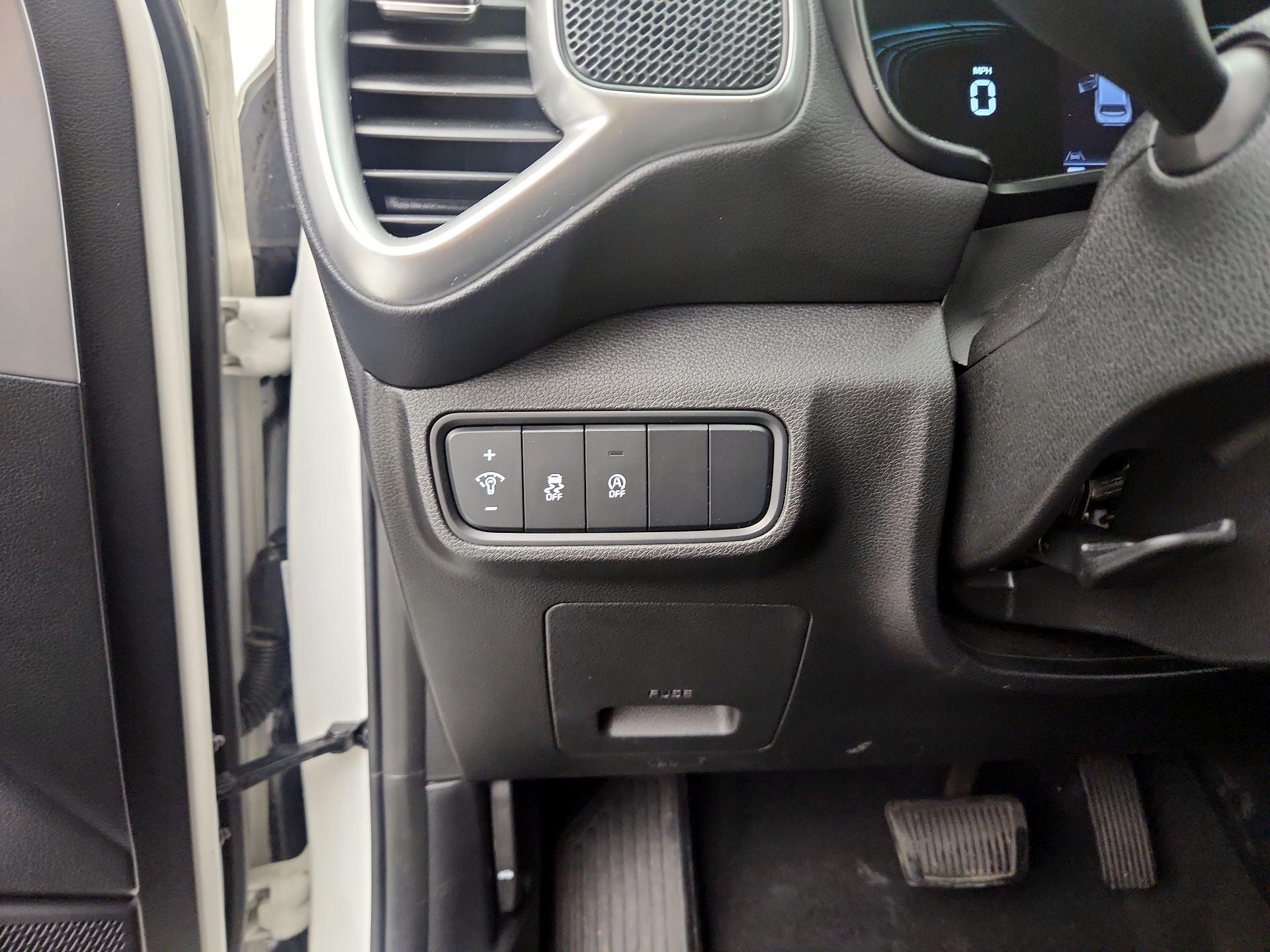 Thumbnail: 2023 Kia Soul - 13