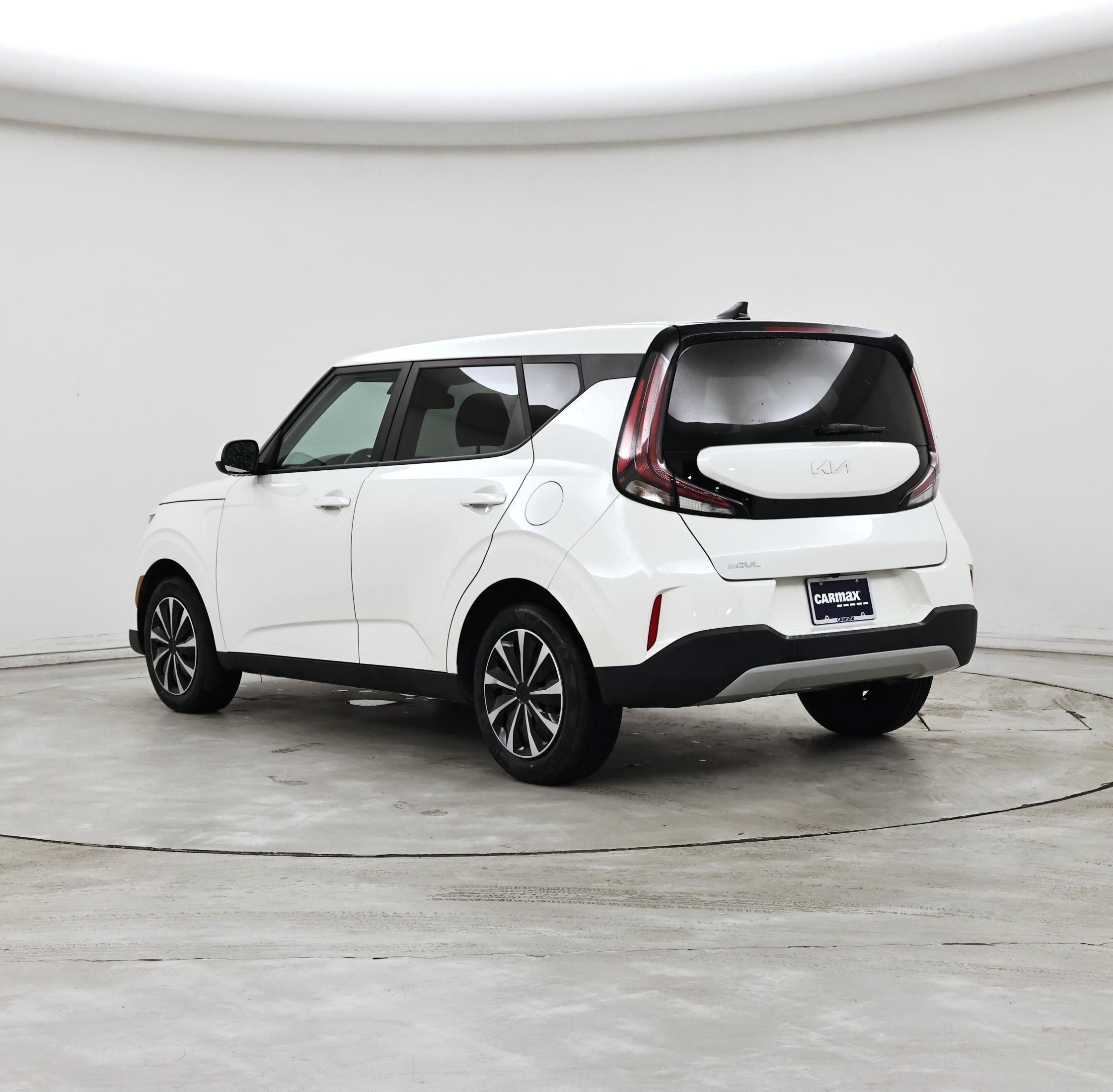 Thumbnail: 2023 Kia Soul - 2