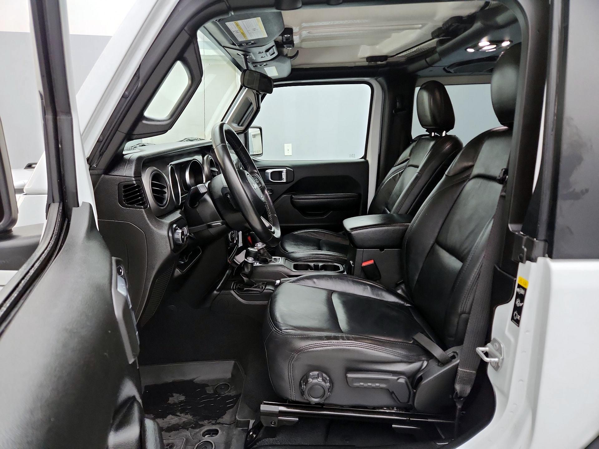 Thumbnail: 2022 Jeep Wrangler - 11