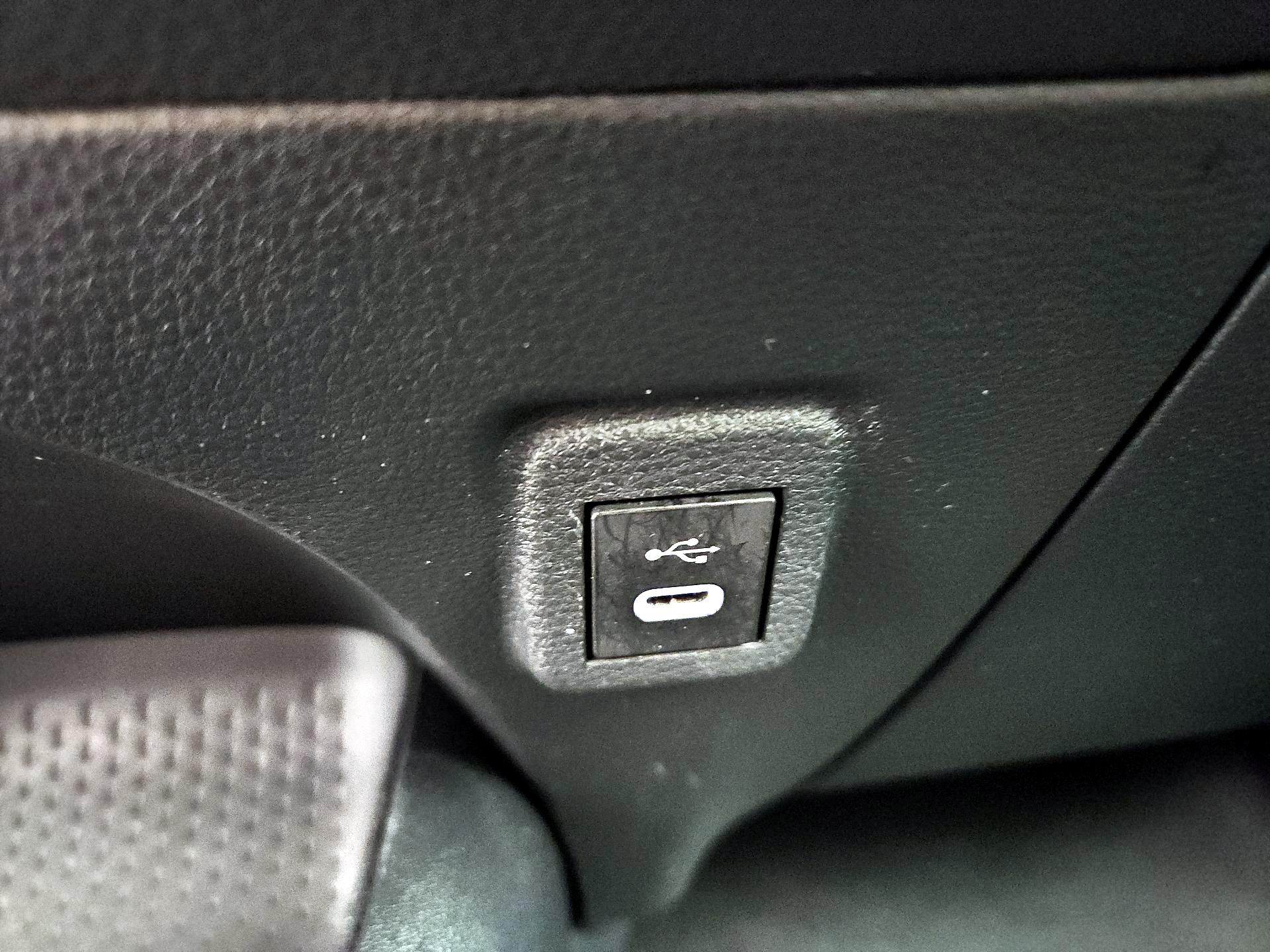 Thumbnail: 2024 Toyota Corolla - 18