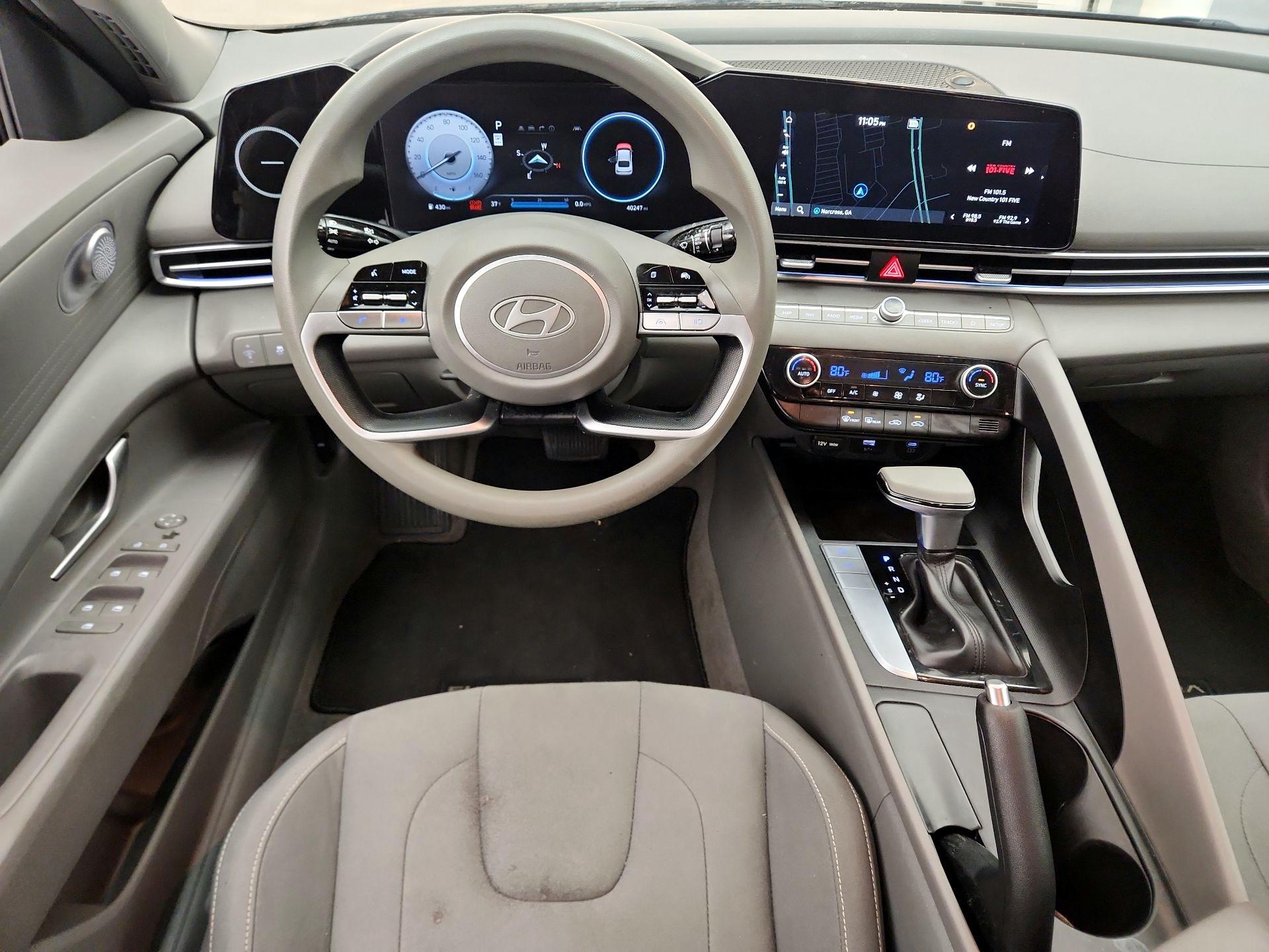 Thumbnail: 2024 Hyundai Elantra - 10