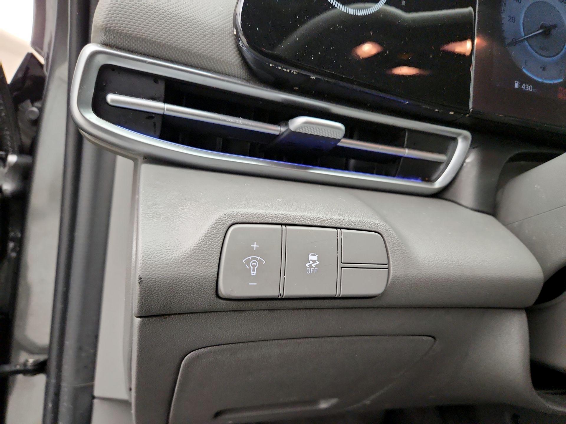 Thumbnail: 2024 Hyundai Elantra - 13