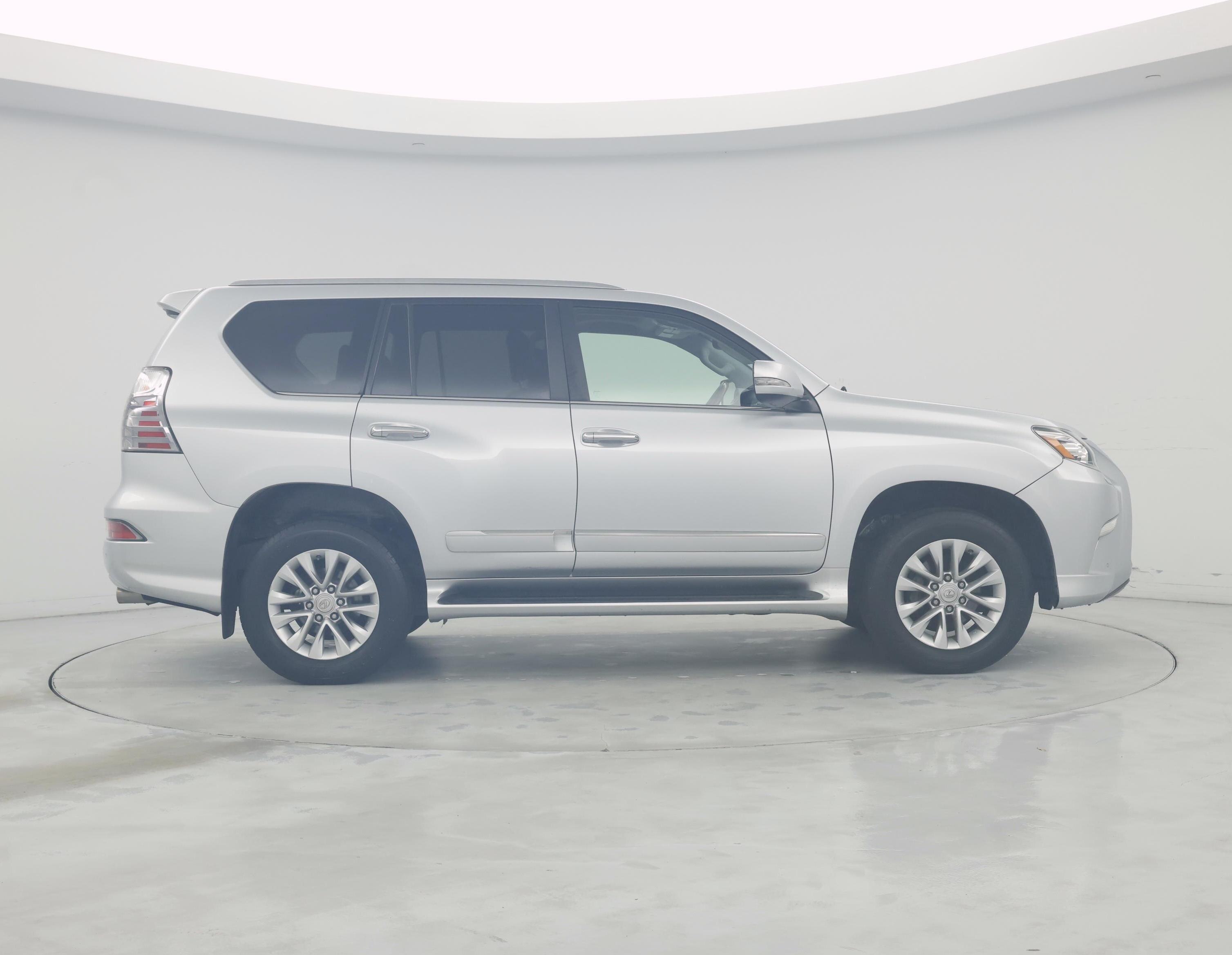 Thumbnail: 2016 Lexus GX - 7