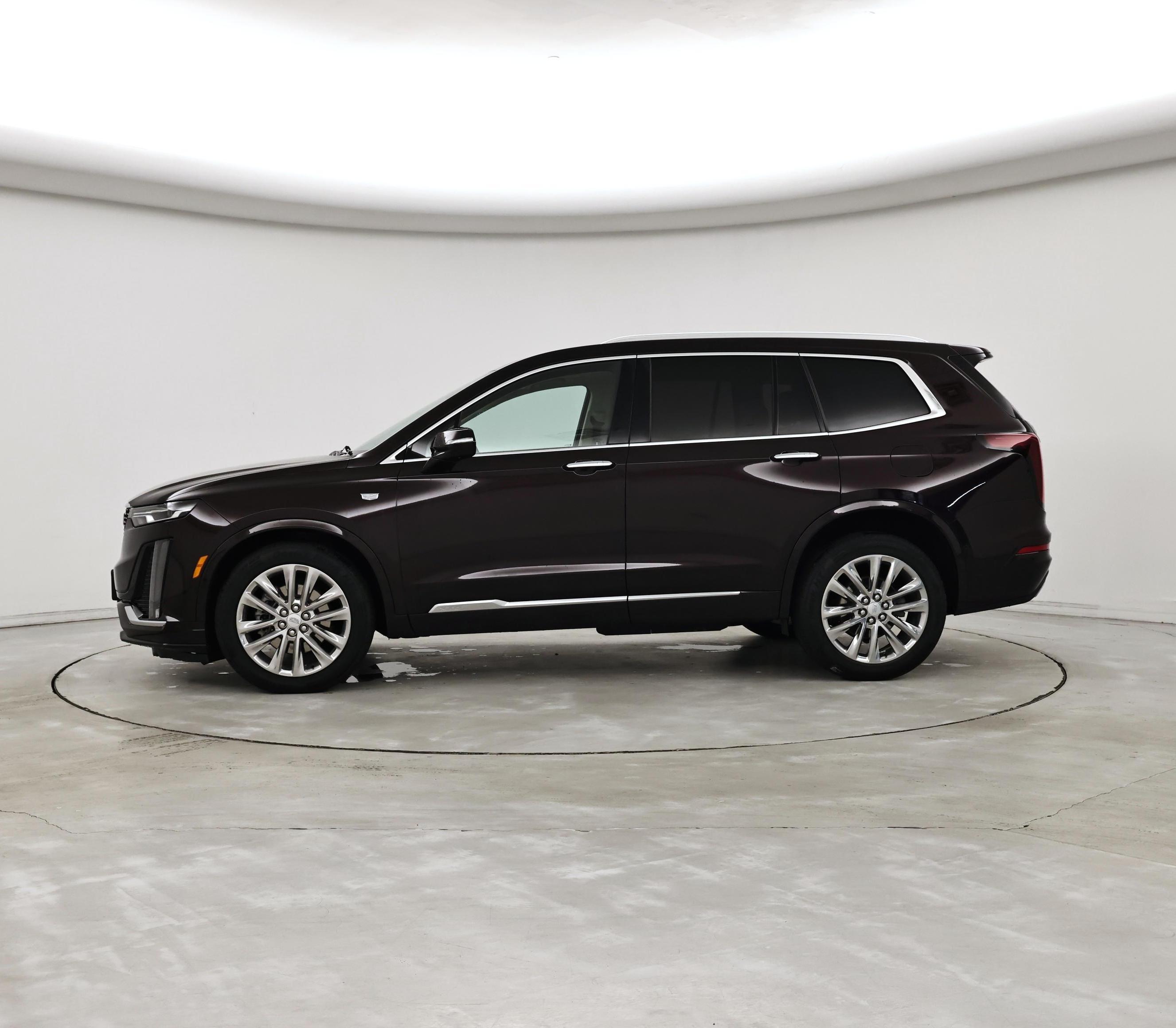 Thumbnail: 2021 Cadillac XT6 - 3