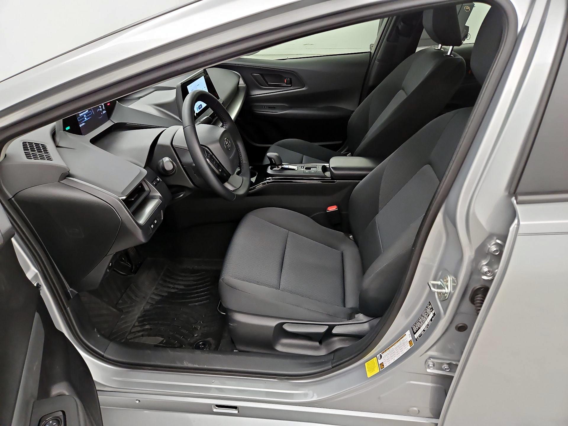 Thumbnail: 2024 Toyota Prius - 11