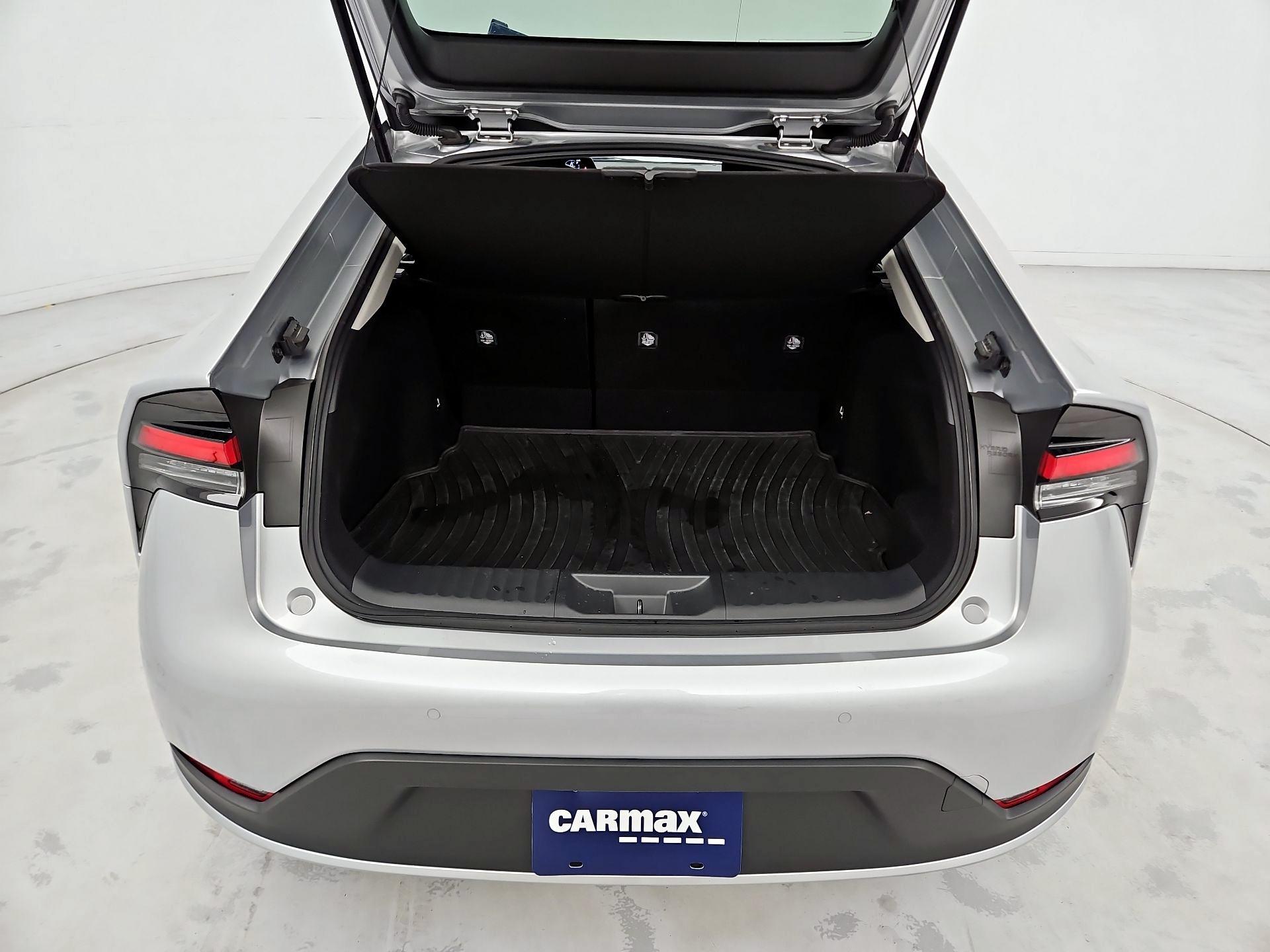 Thumbnail: 2024 Toyota Prius - 20