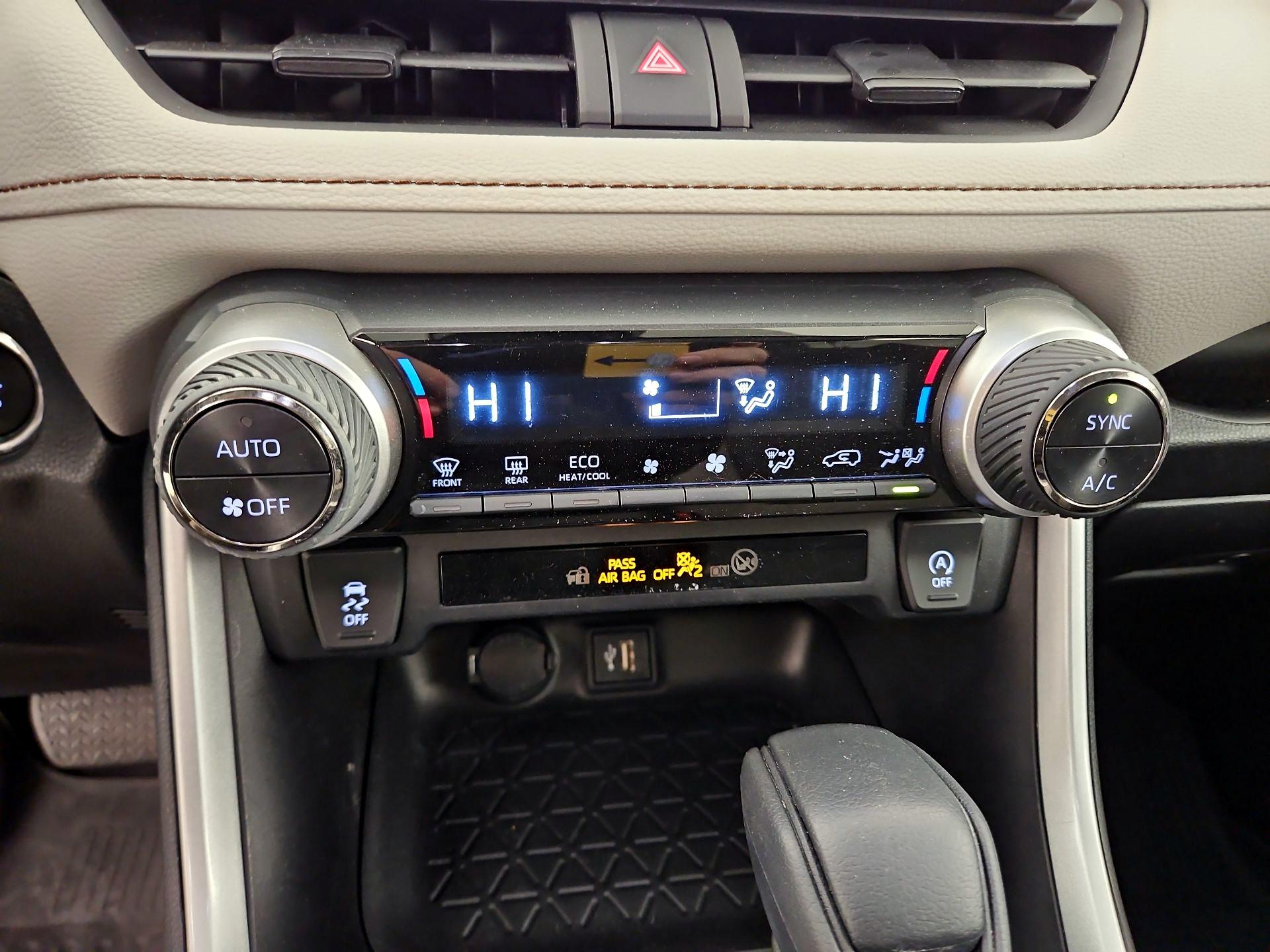 Thumbnail: 2023 Toyota RAV4 - 16