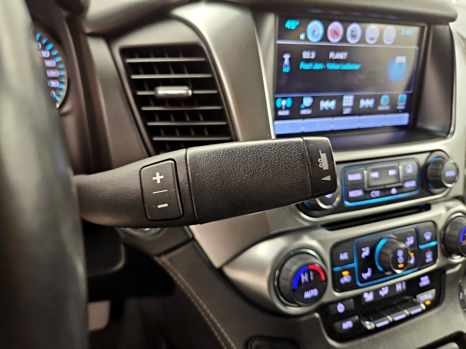 Thumbnail: 2018 Chevrolet Tahoe - 18