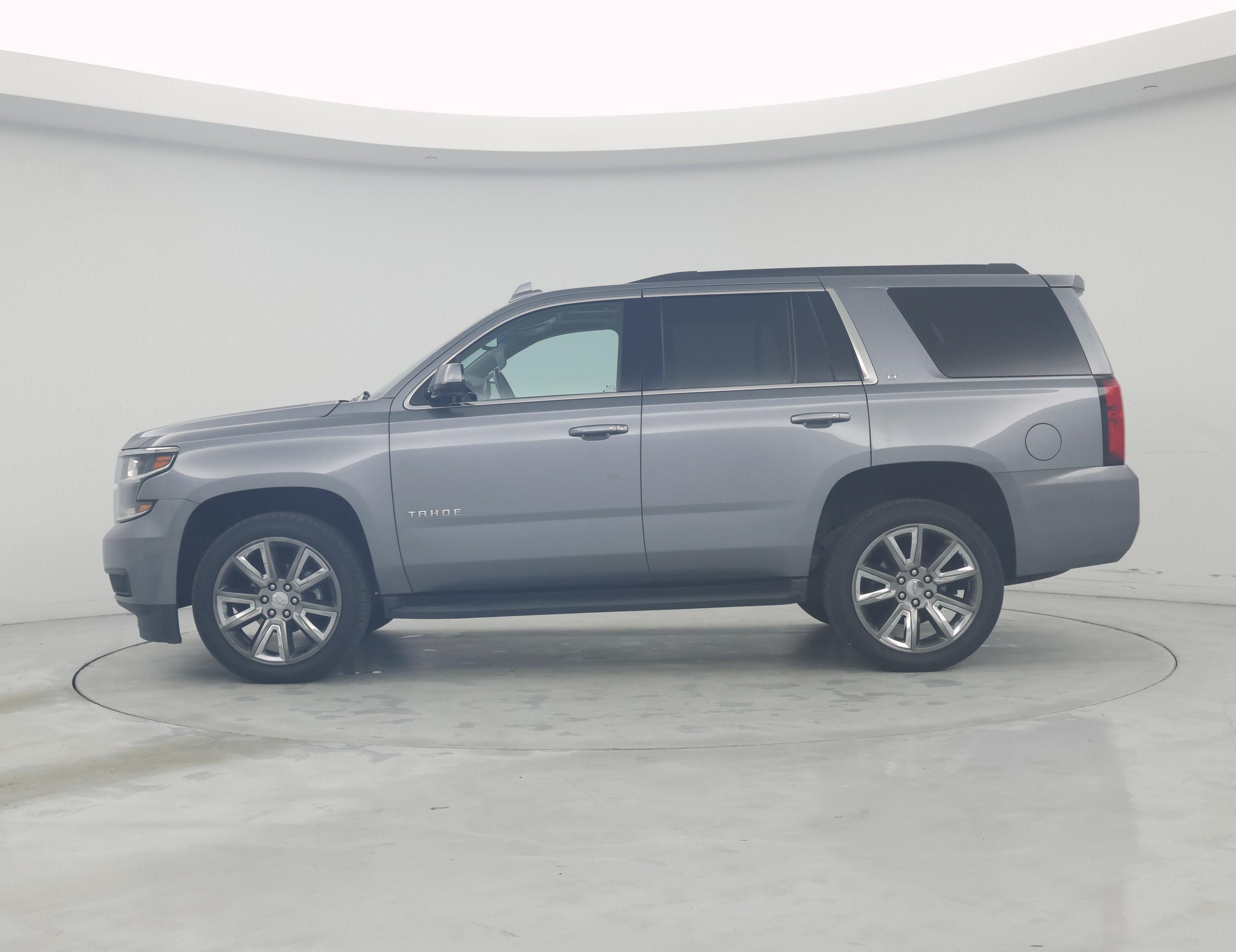 Thumbnail: 2018 Chevrolet Tahoe - 3