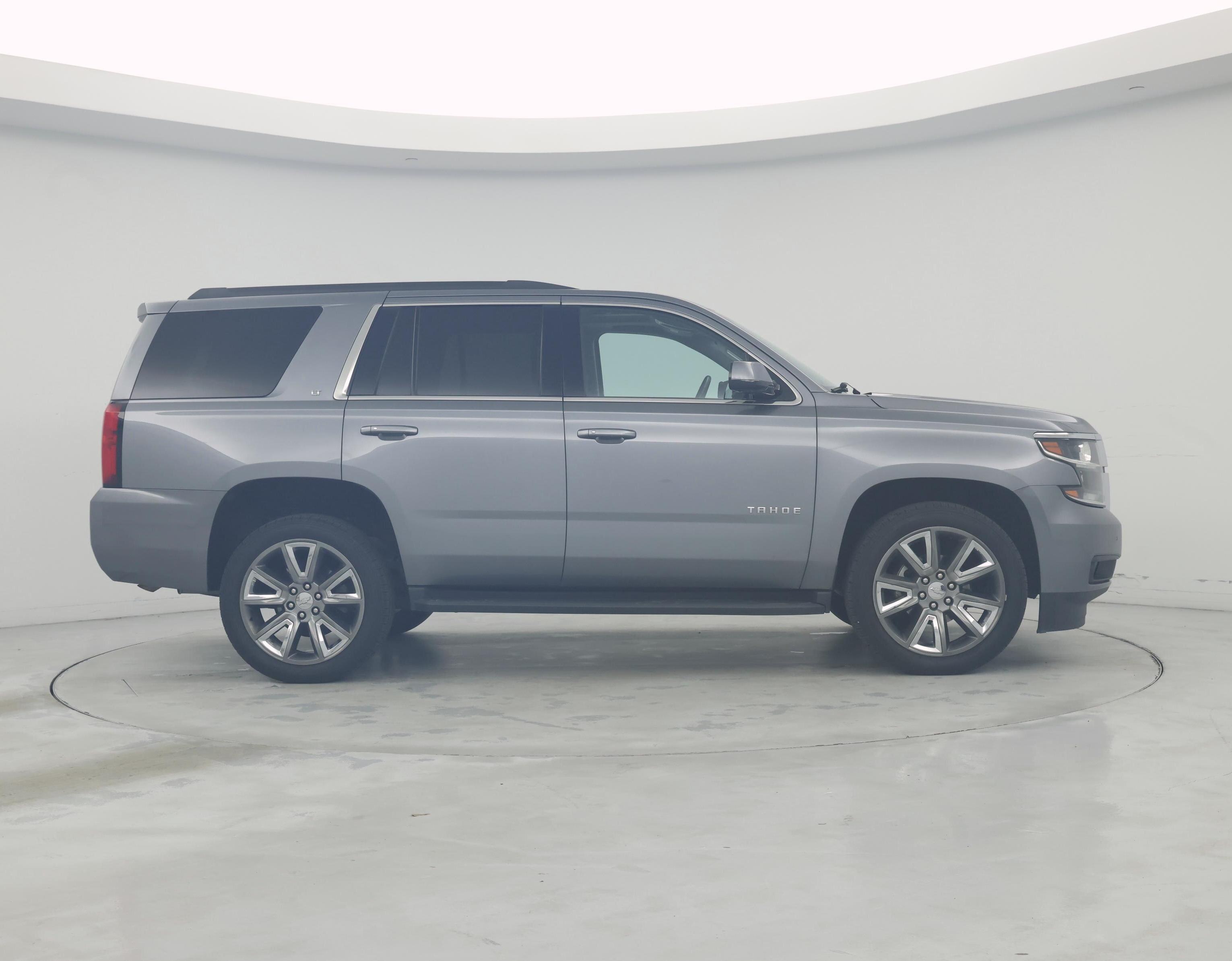 Thumbnail: 2018 Chevrolet Tahoe - 7