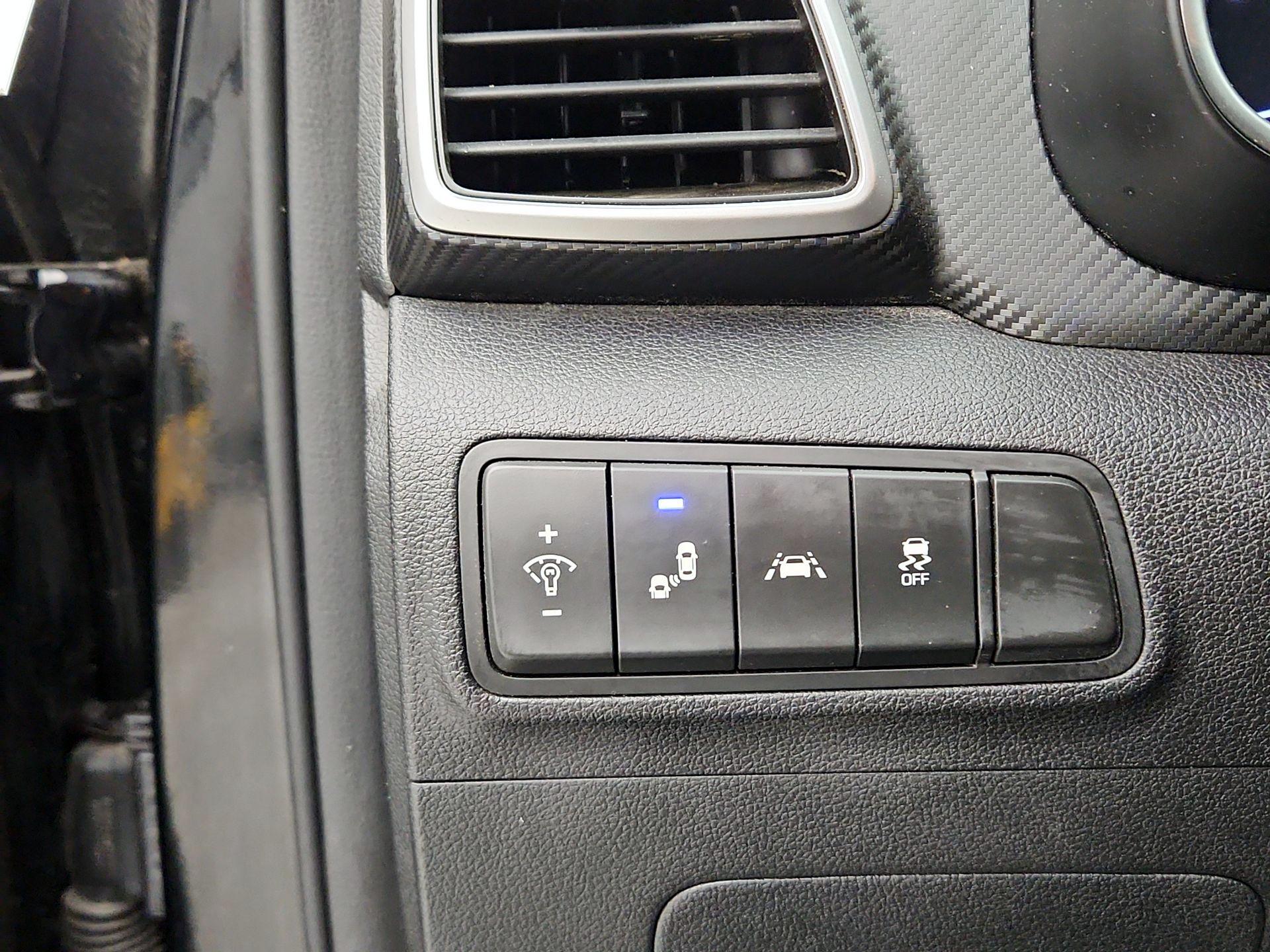 Thumbnail: 2019 Hyundai Tucson - 13