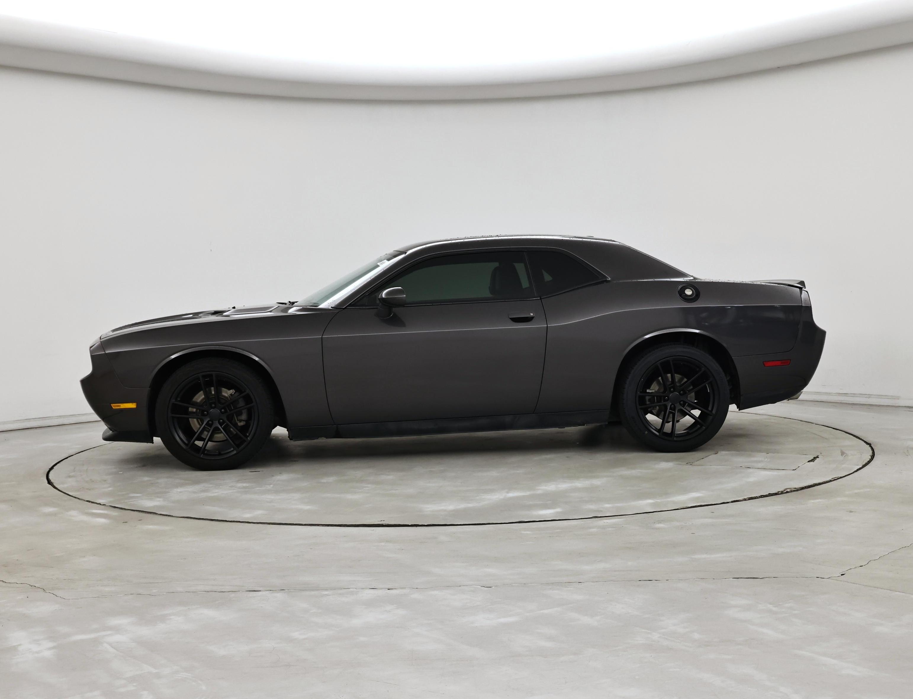 Thumbnail: 2014 Dodge Challenger - 3