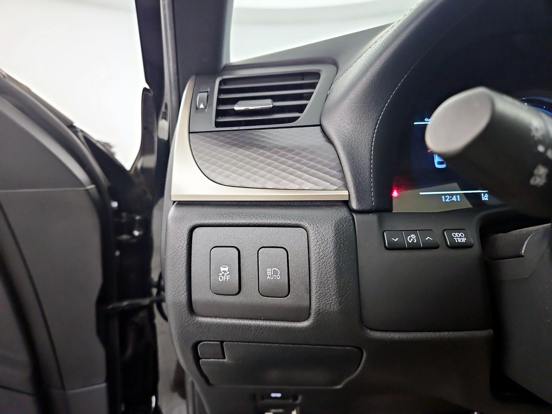 Thumbnail: 2018 Lexus GS - 13