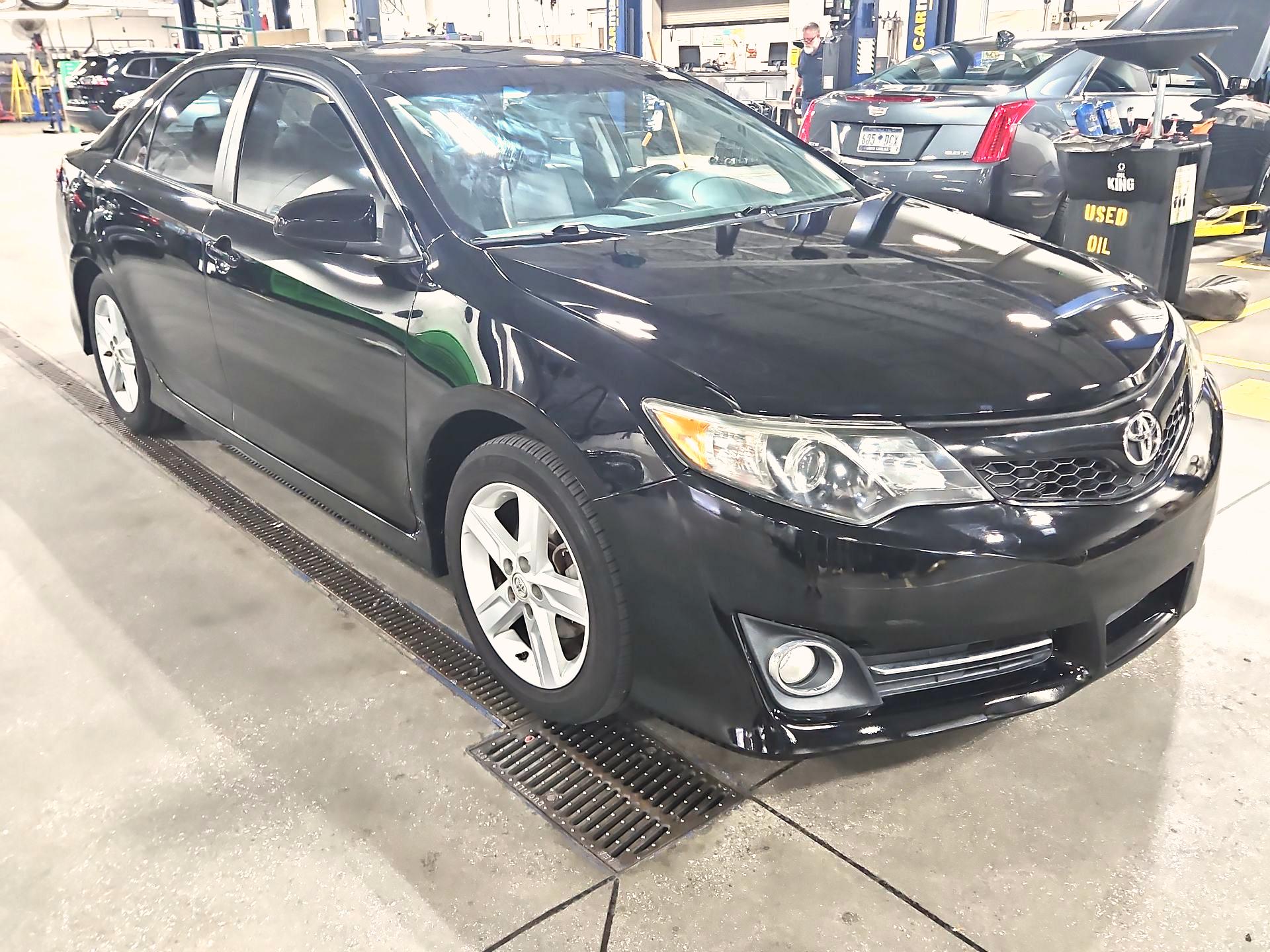 Thumbnail: 2014 Toyota Camry - 1