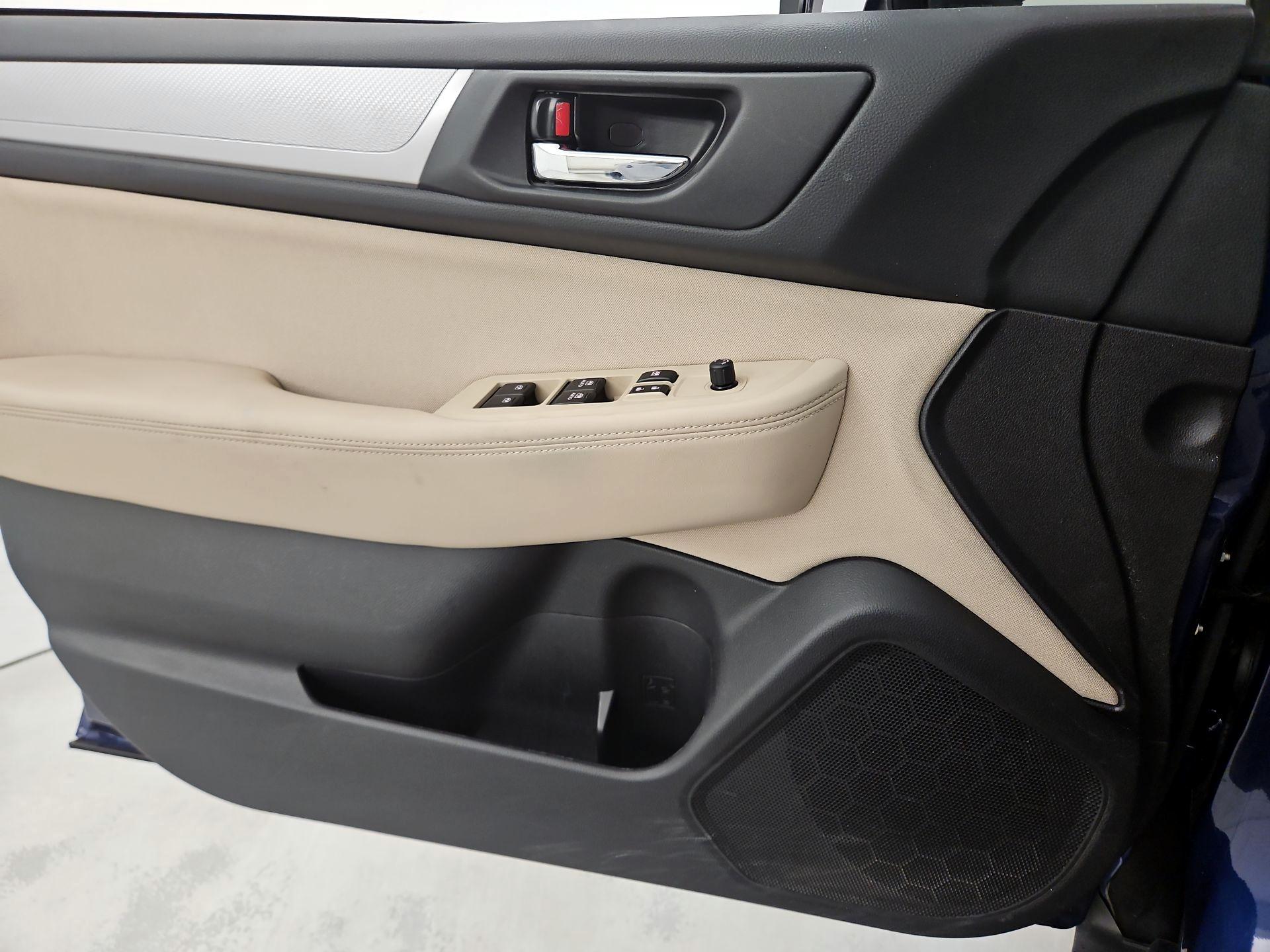 Thumbnail: 2017 Subaru Outback - 12