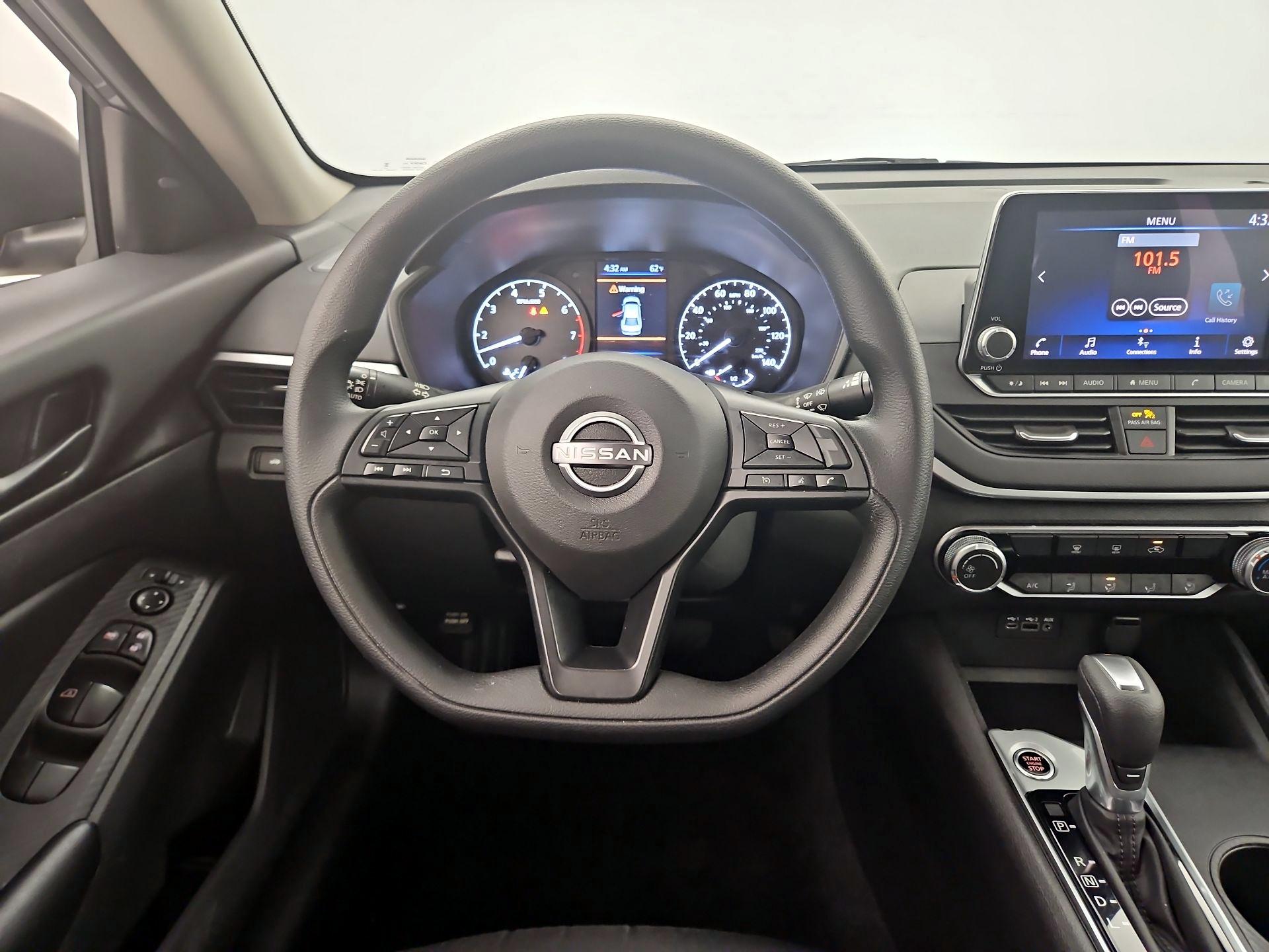 Thumbnail: 2025 Nissan Altima - 10