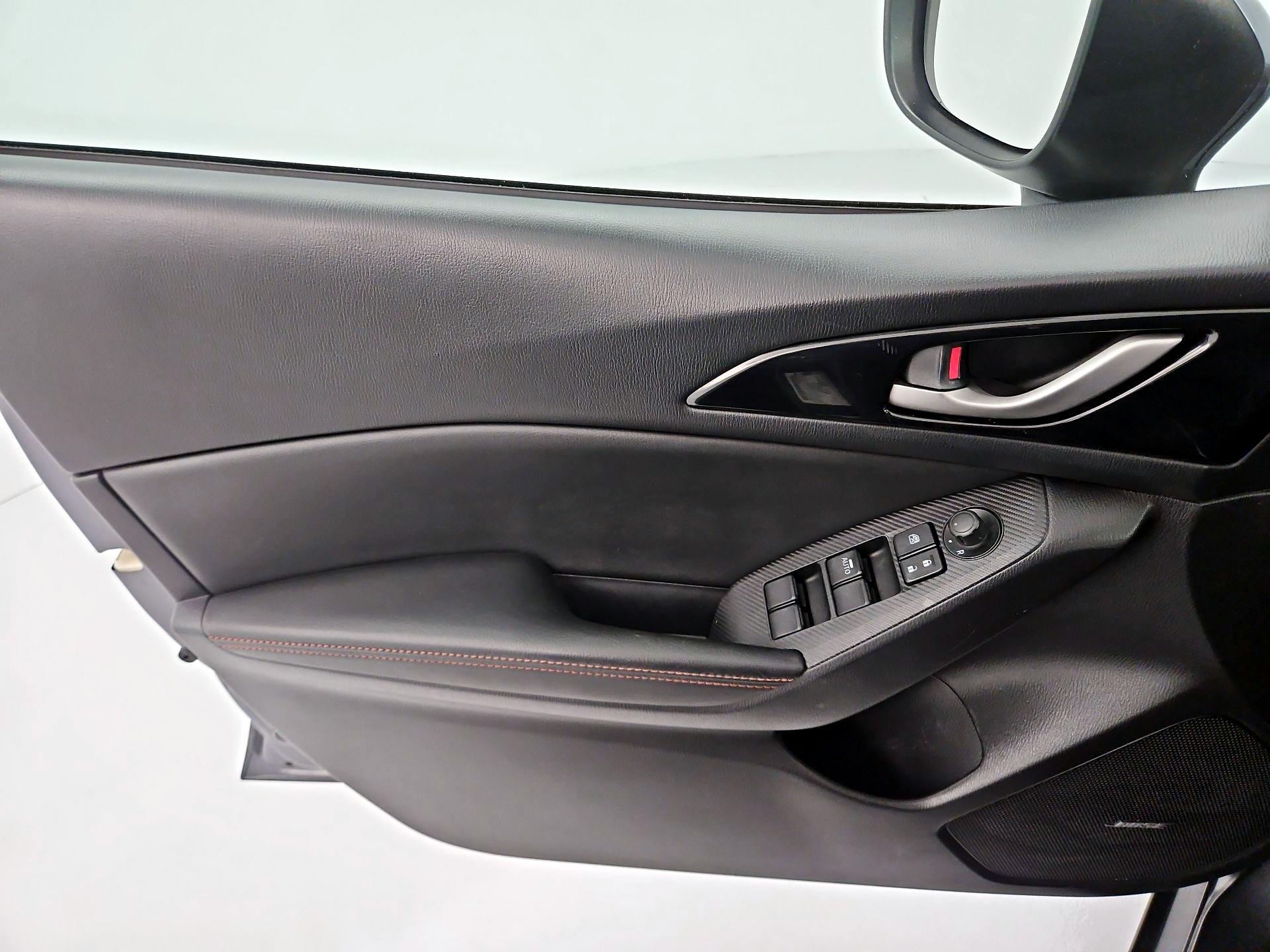 Thumbnail: 2015 Mazda Mazda3 - 12