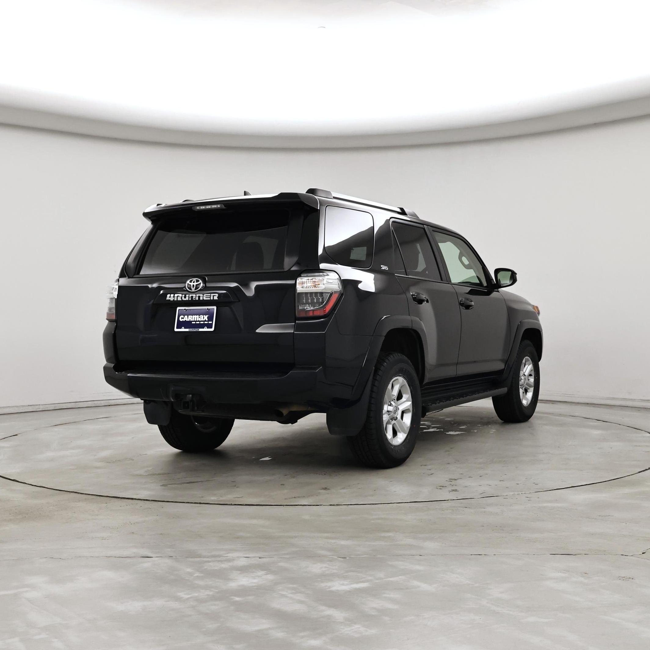 Thumbnail: 2024 Toyota 4Runner - 8