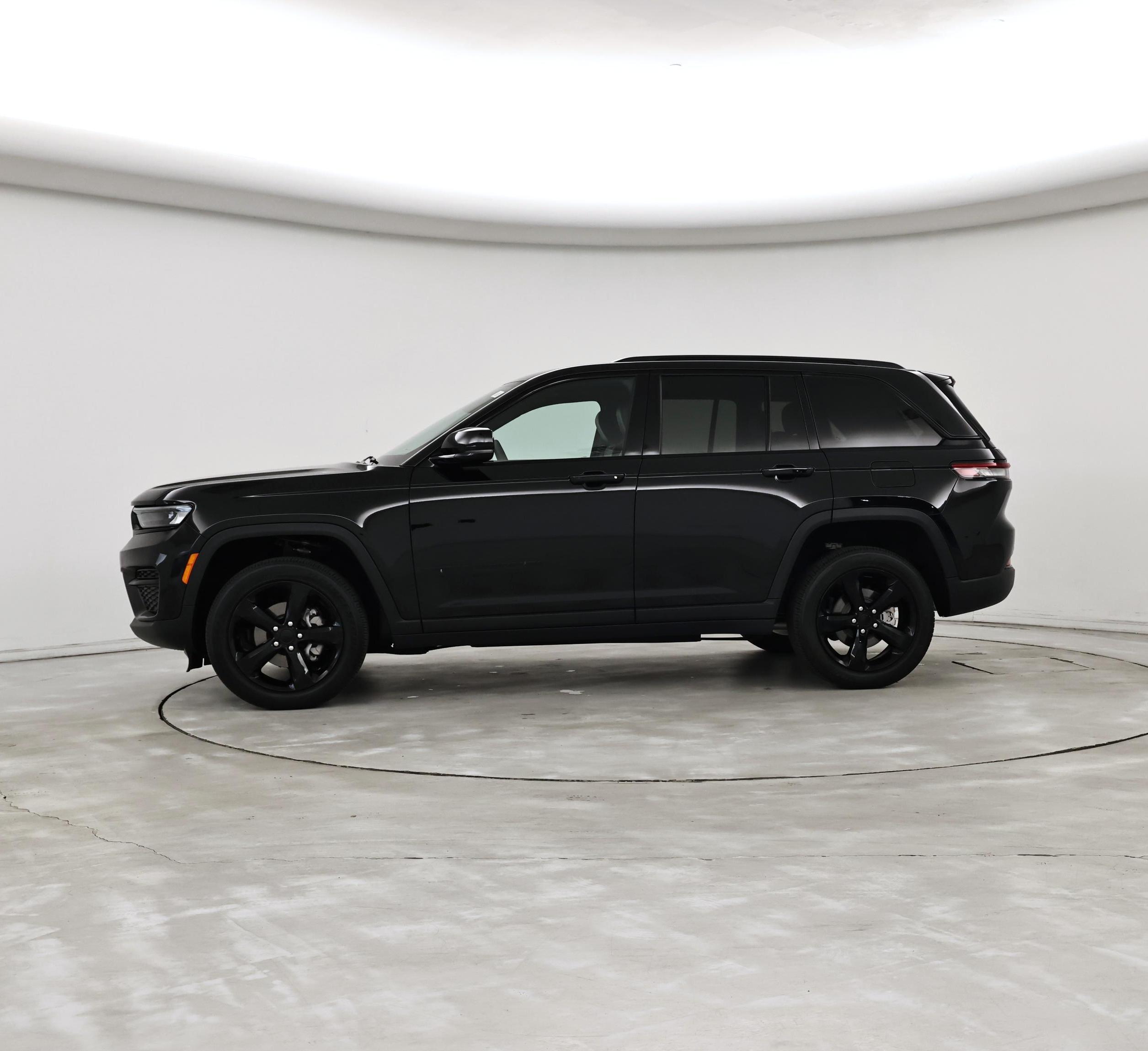 Thumbnail: 2025 Jeep Grand Cherokee - 3