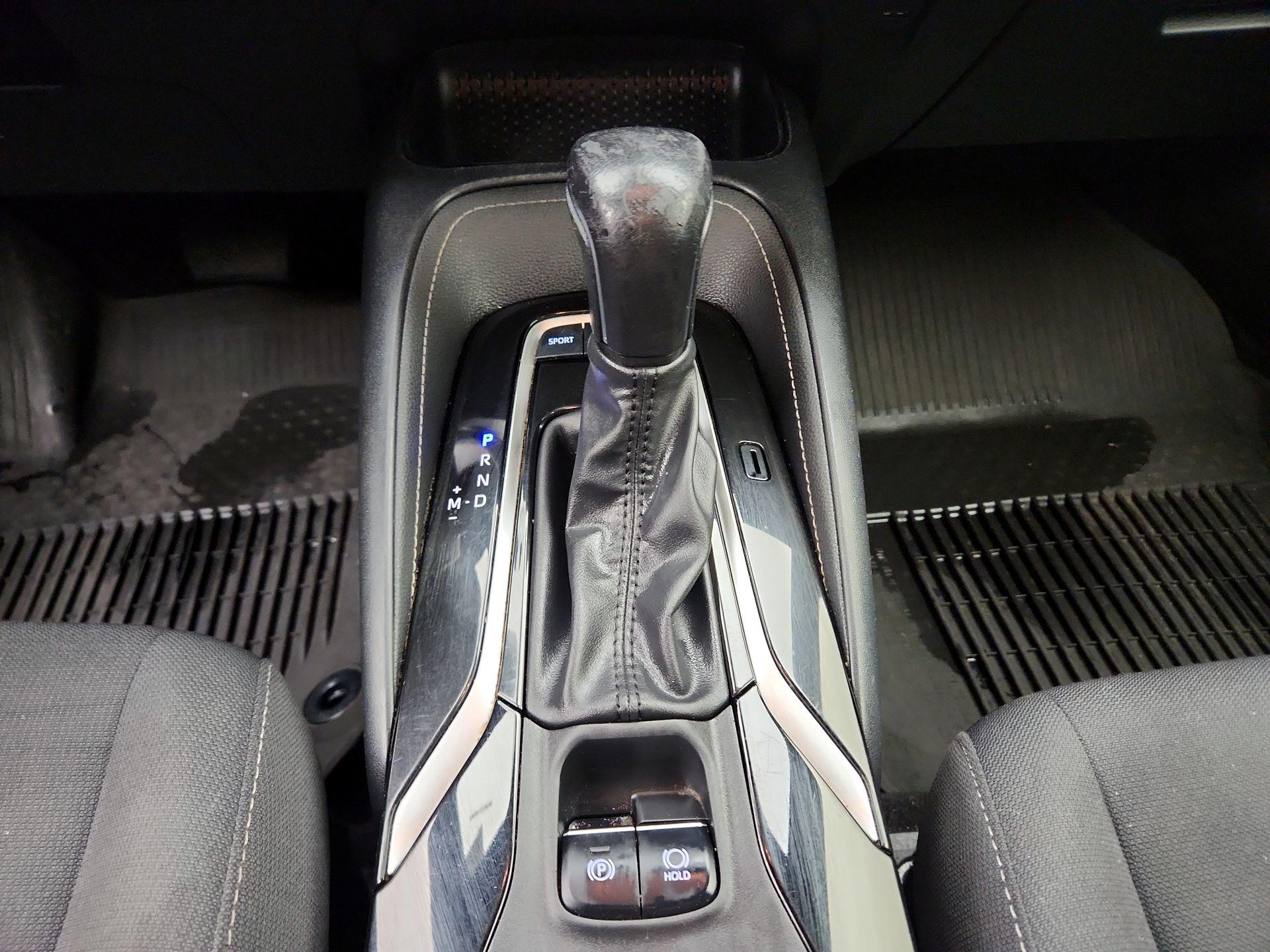 Thumbnail: 2022 Toyota Corolla - 17