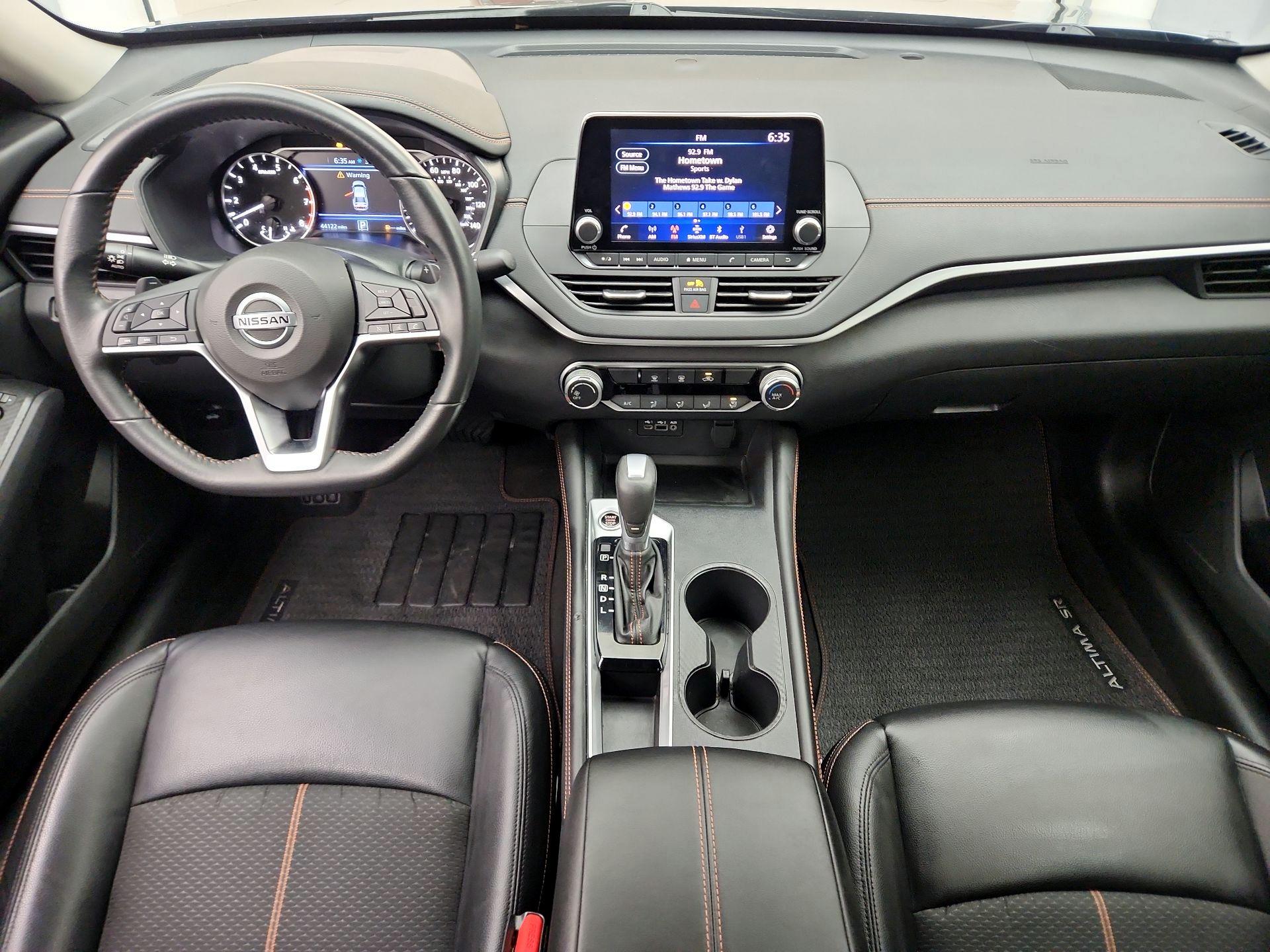 Thumbnail: 2022 Nissan Altima - 9