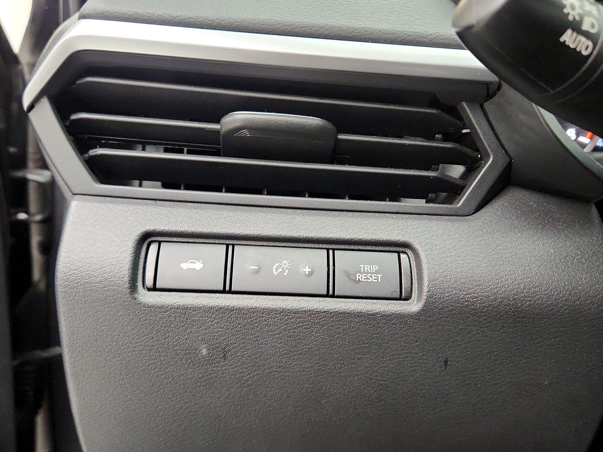 Thumbnail: 2022 Nissan Altima - 13