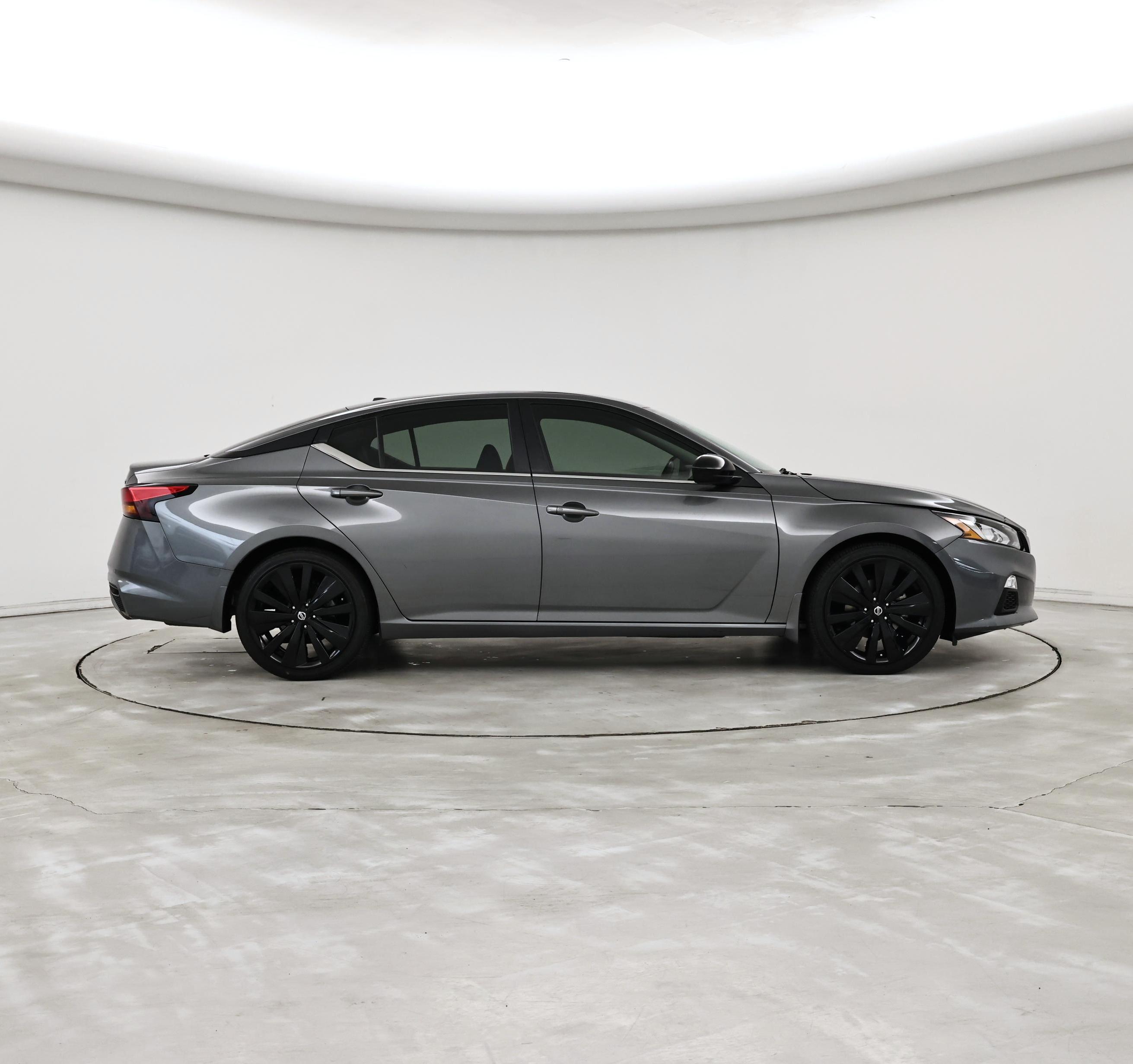 Thumbnail: 2022 Nissan Altima - 7