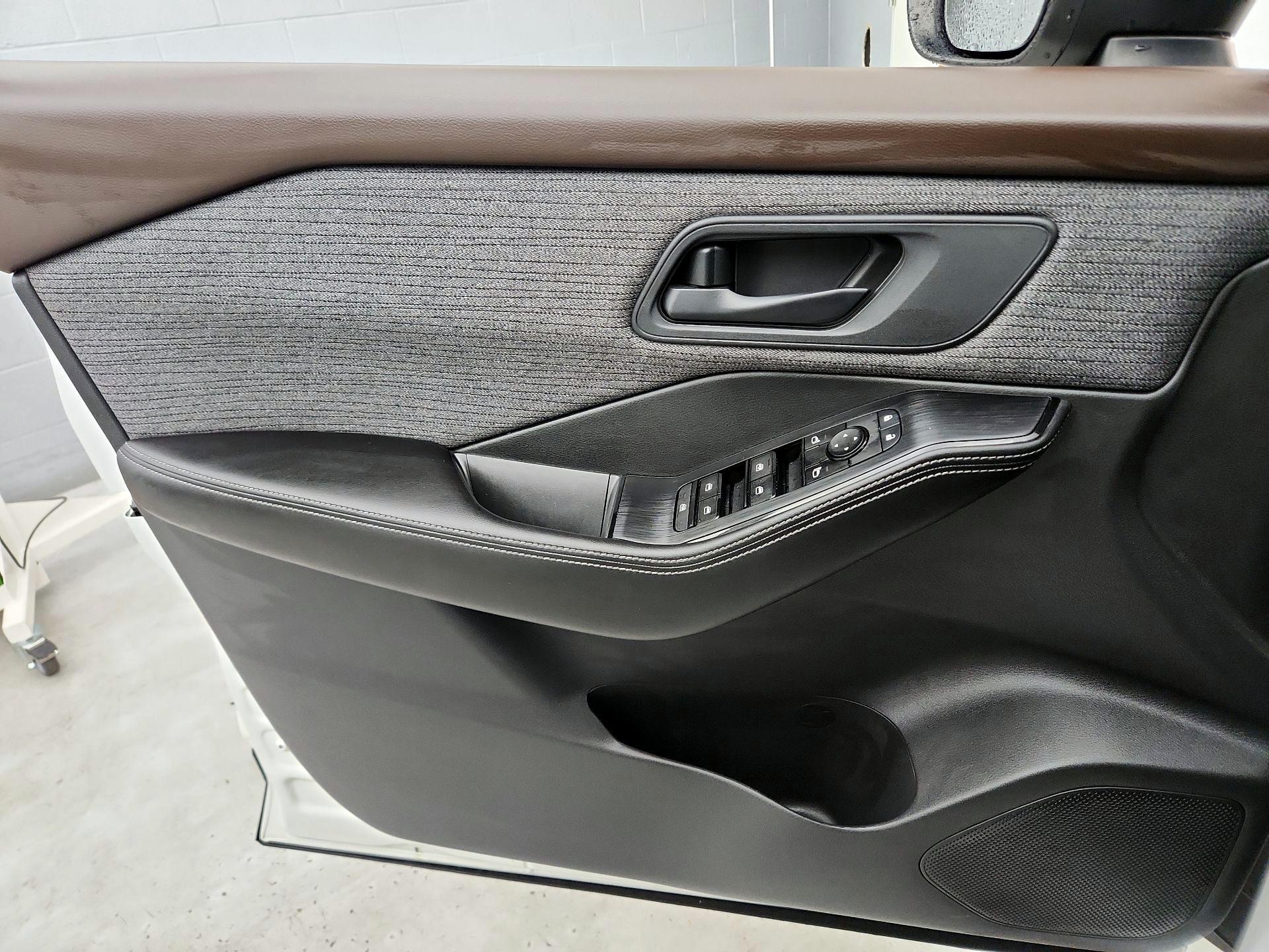 Thumbnail: 2022 Nissan Rogue - 12