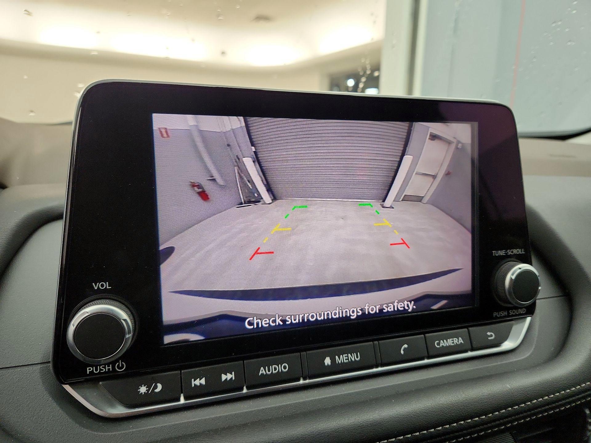 Thumbnail: 2022 Nissan Rogue - 14