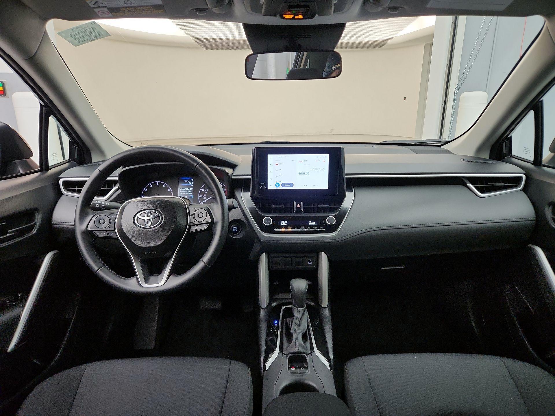 Thumbnail: 2025 Toyota Corolla Cross - 9