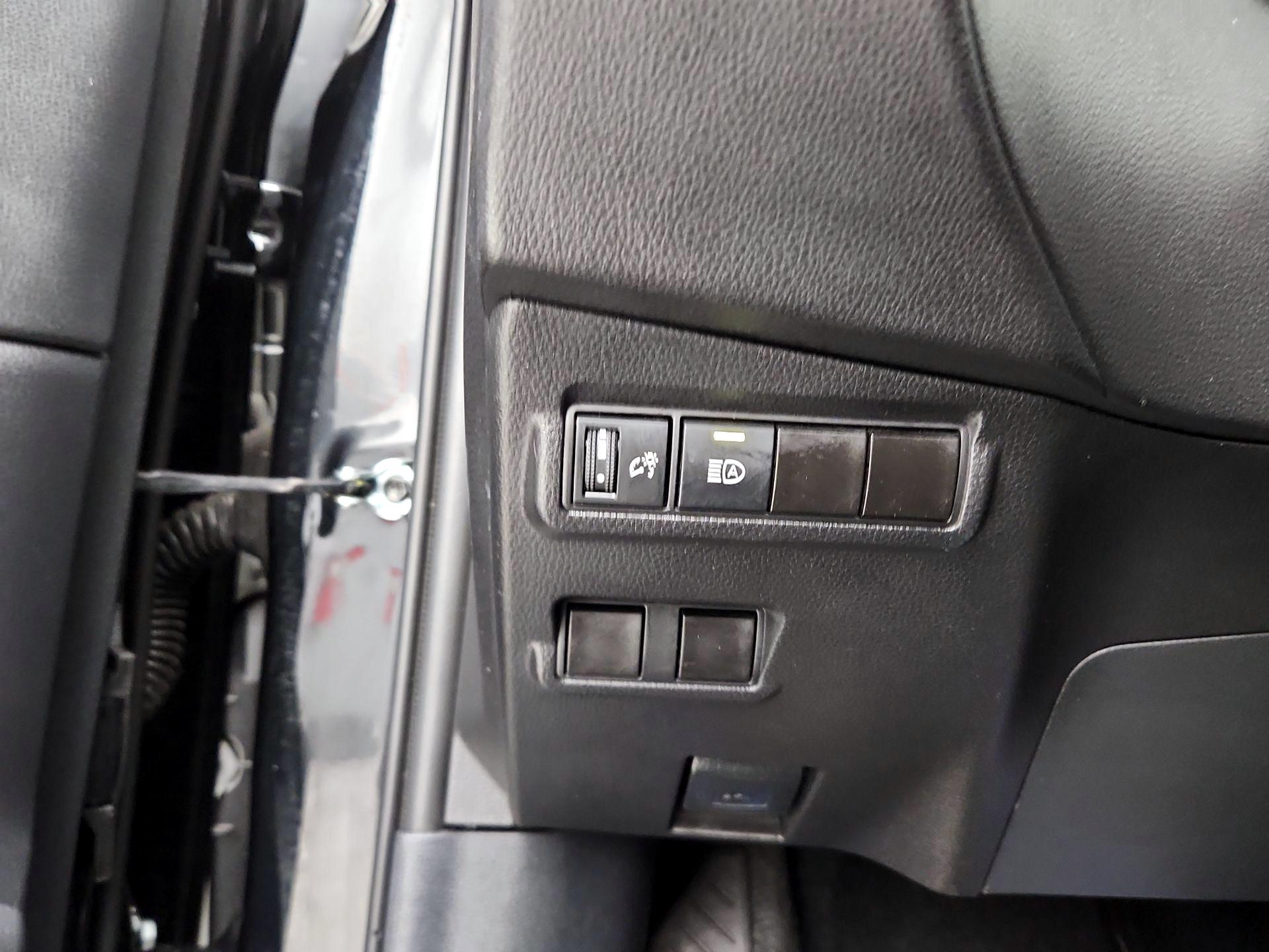 Thumbnail: 2025 Toyota Corolla Cross - 13