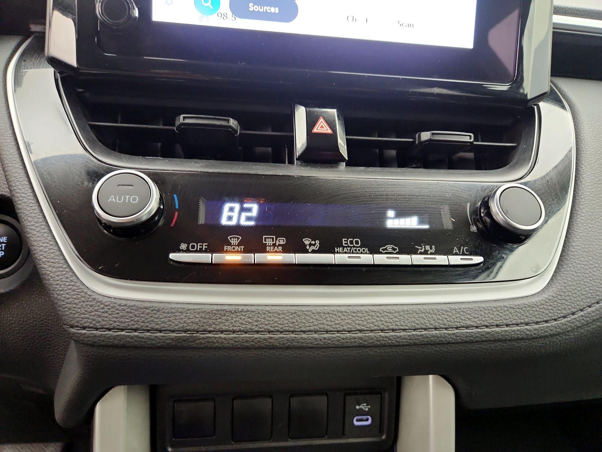 Thumbnail: 2025 Toyota Corolla Cross - 16