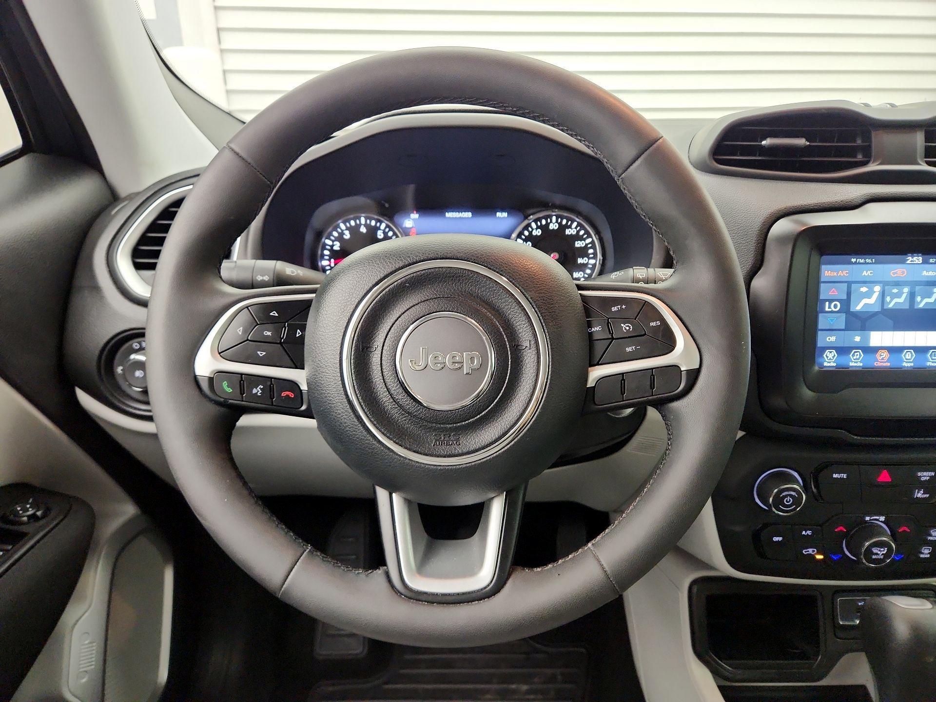 Thumbnail: 2021 Jeep Renegade - 10