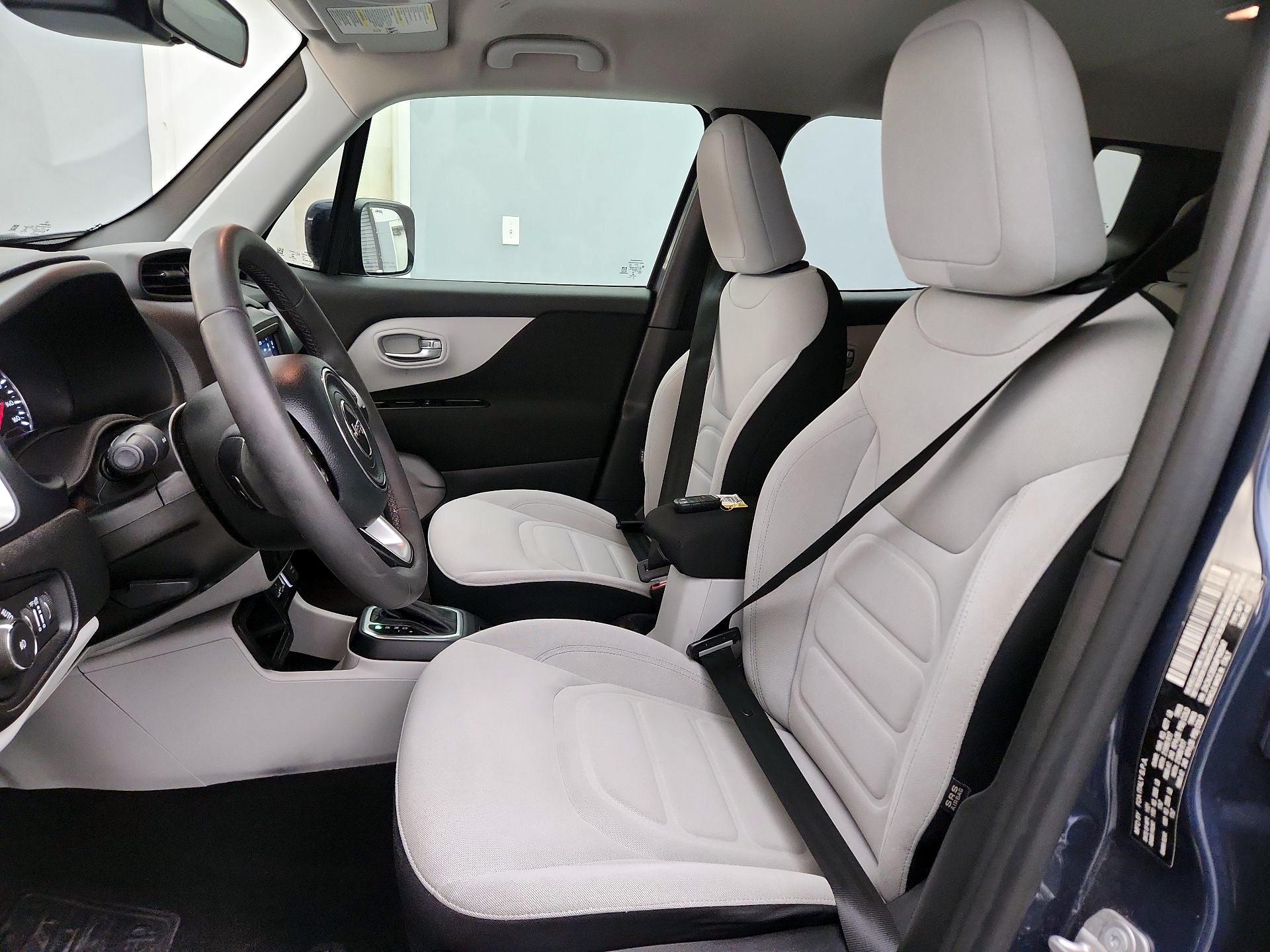 Thumbnail: 2021 Jeep Renegade - 11